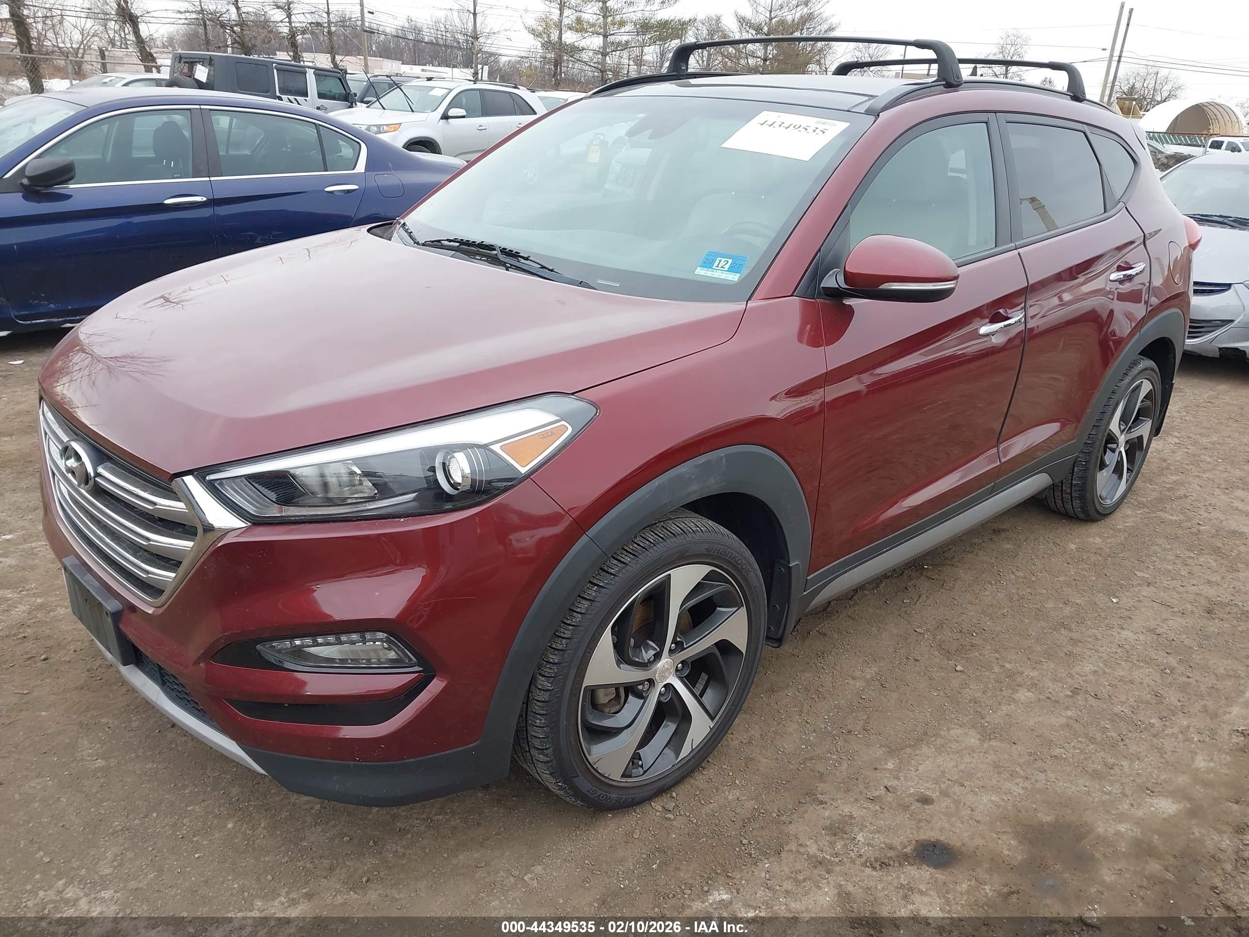 HYUNDAI TUCSON image 2