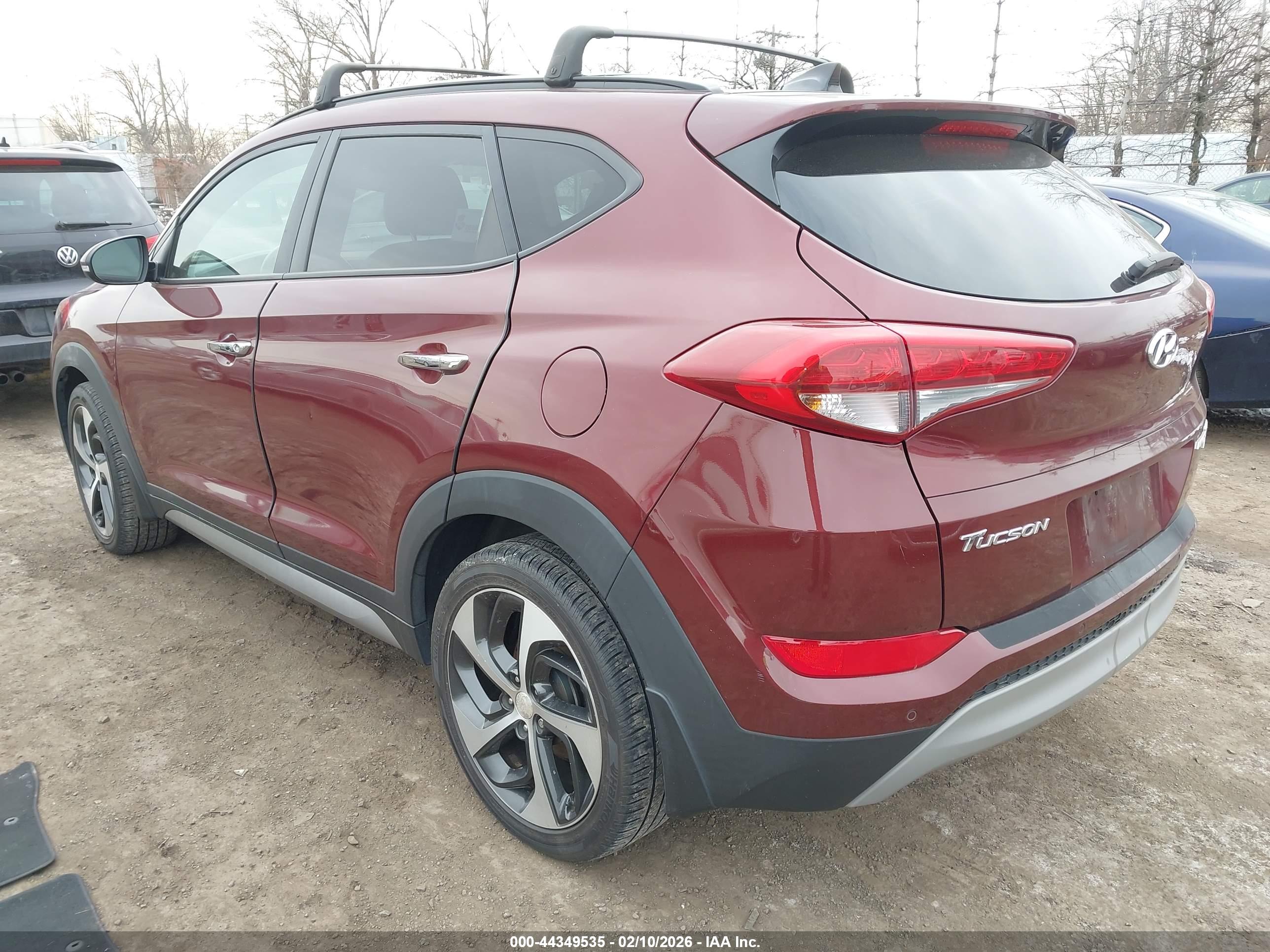 HYUNDAI TUCSON image 3