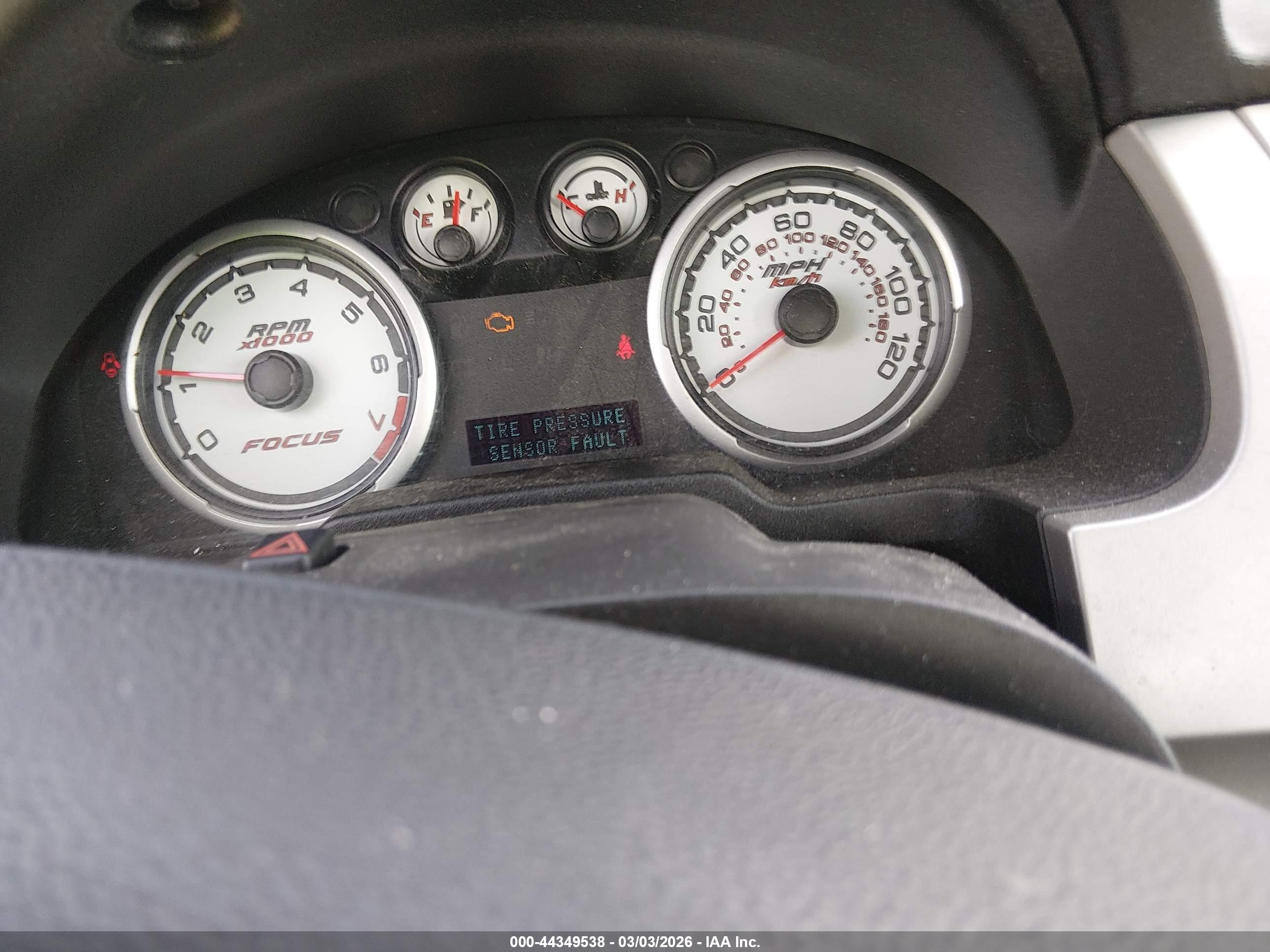 FORD FOCUS image 7