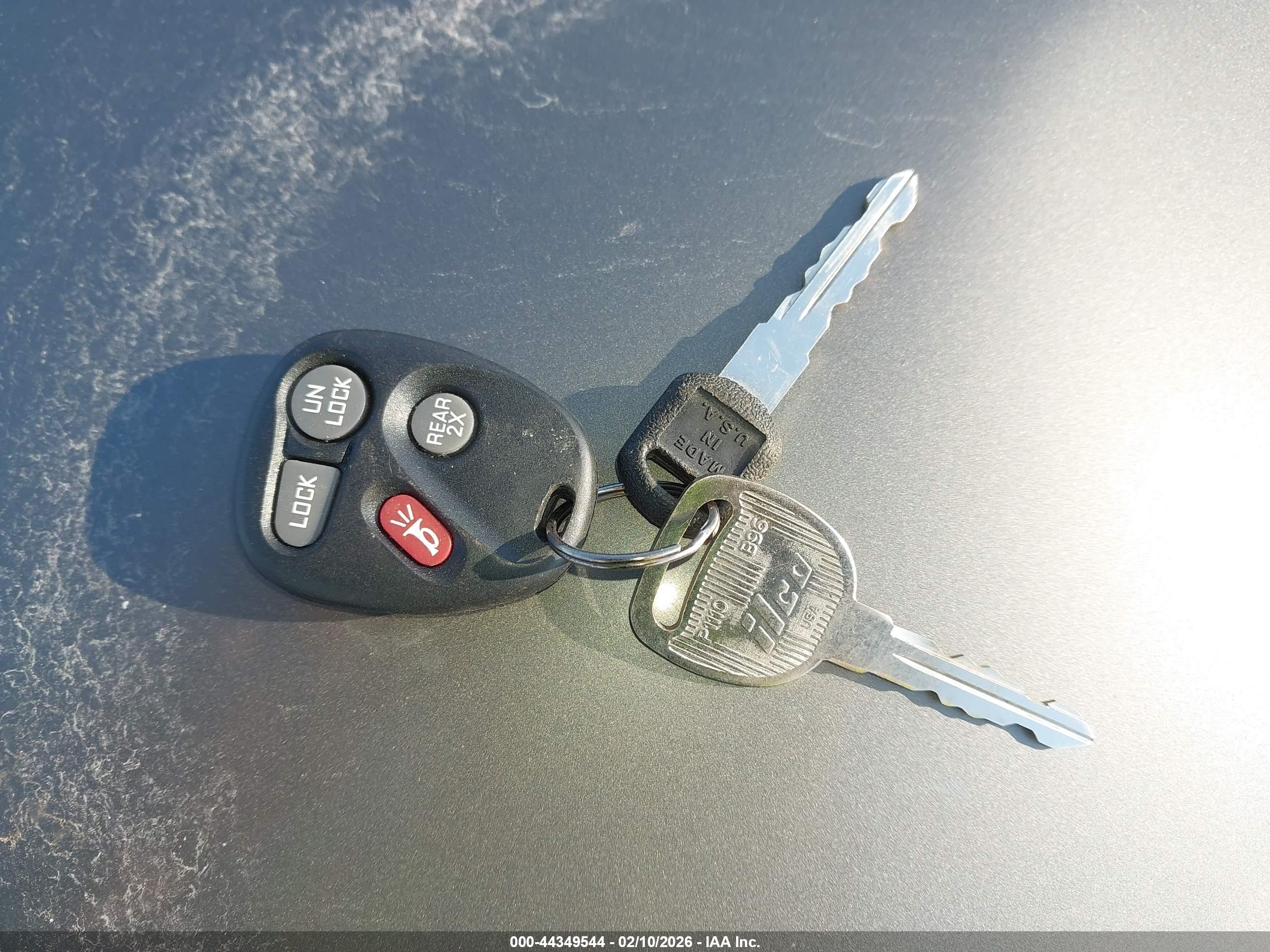 CHEVROLET SILVERADO image 11