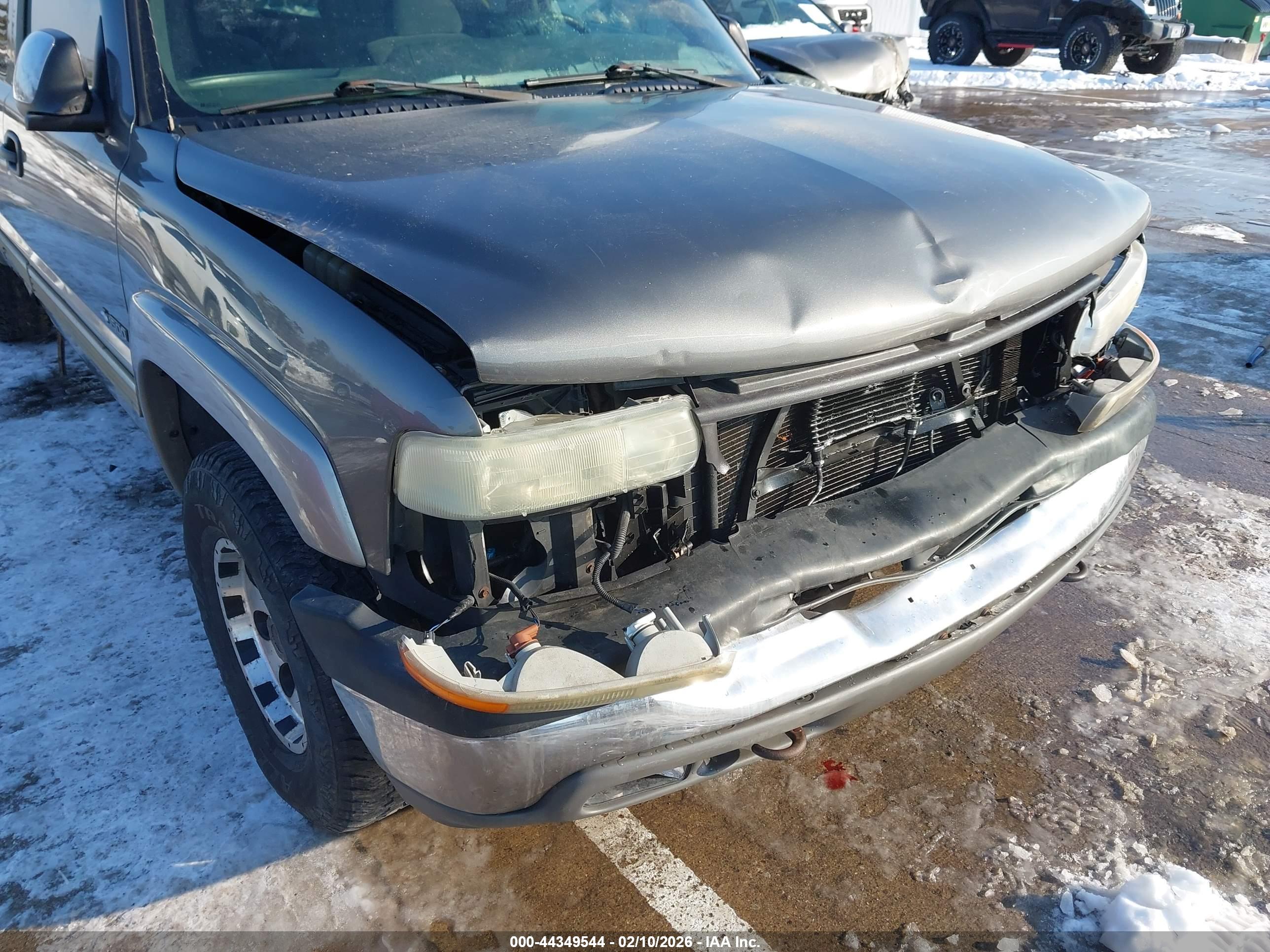 CHEVROLET SILVERADO image 6