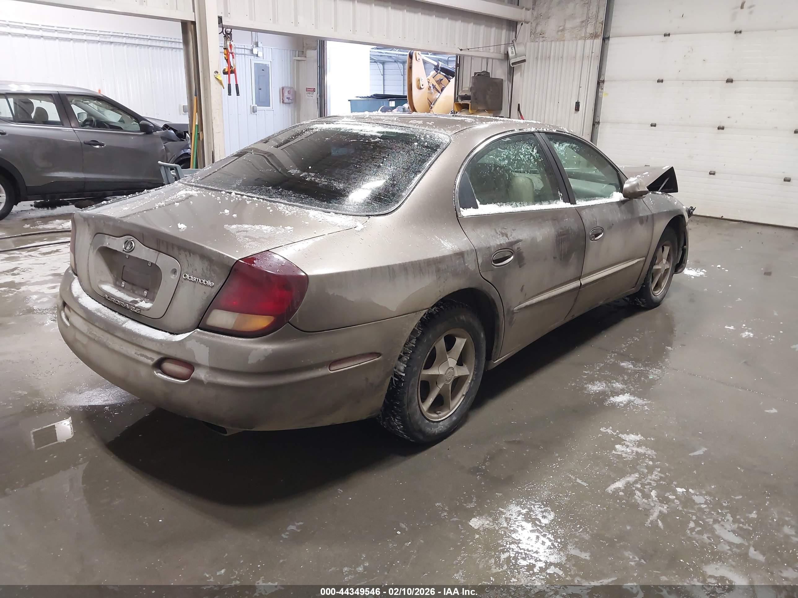 OLDSMOBILE AURORA image 4