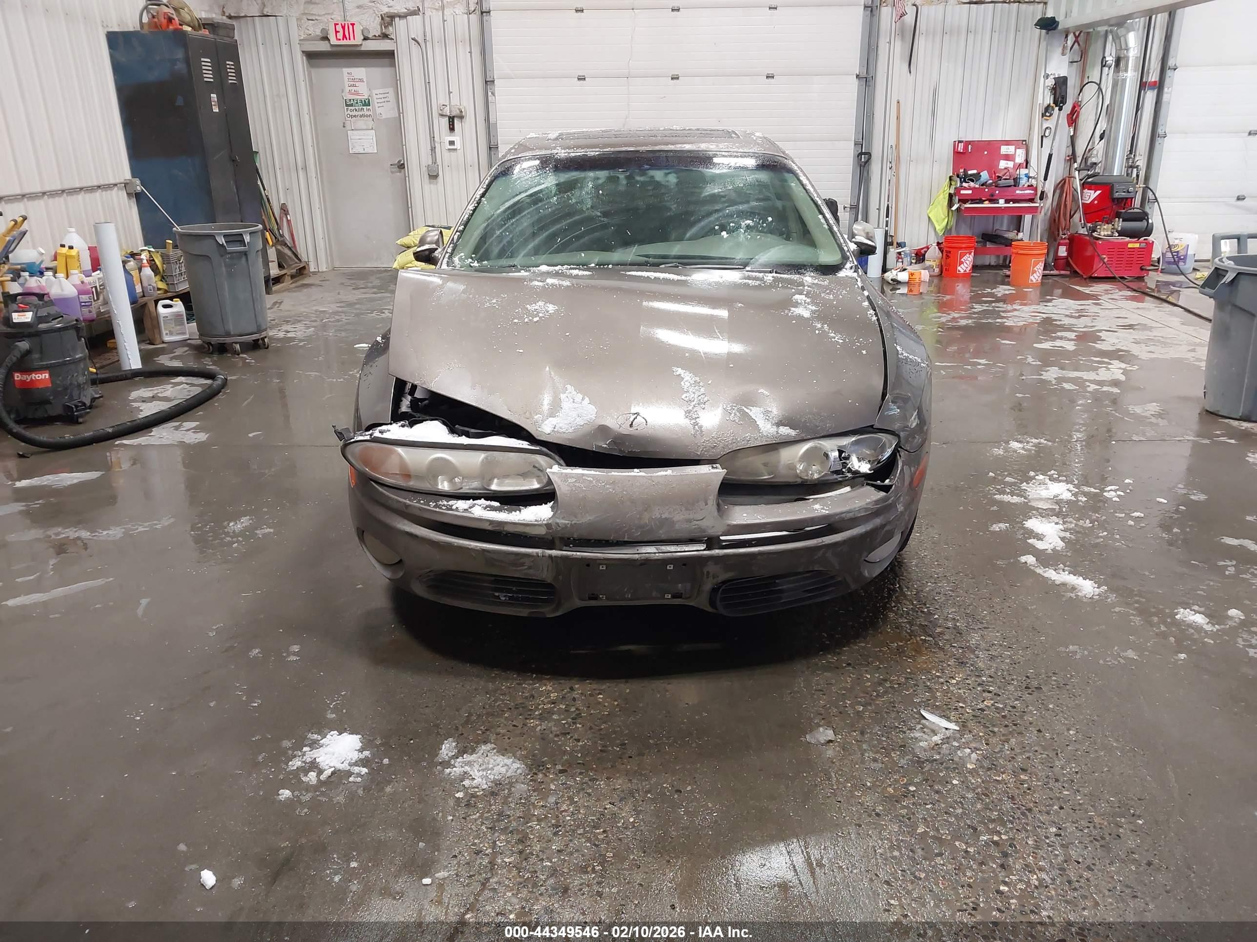 OLDSMOBILE AURORA image 6