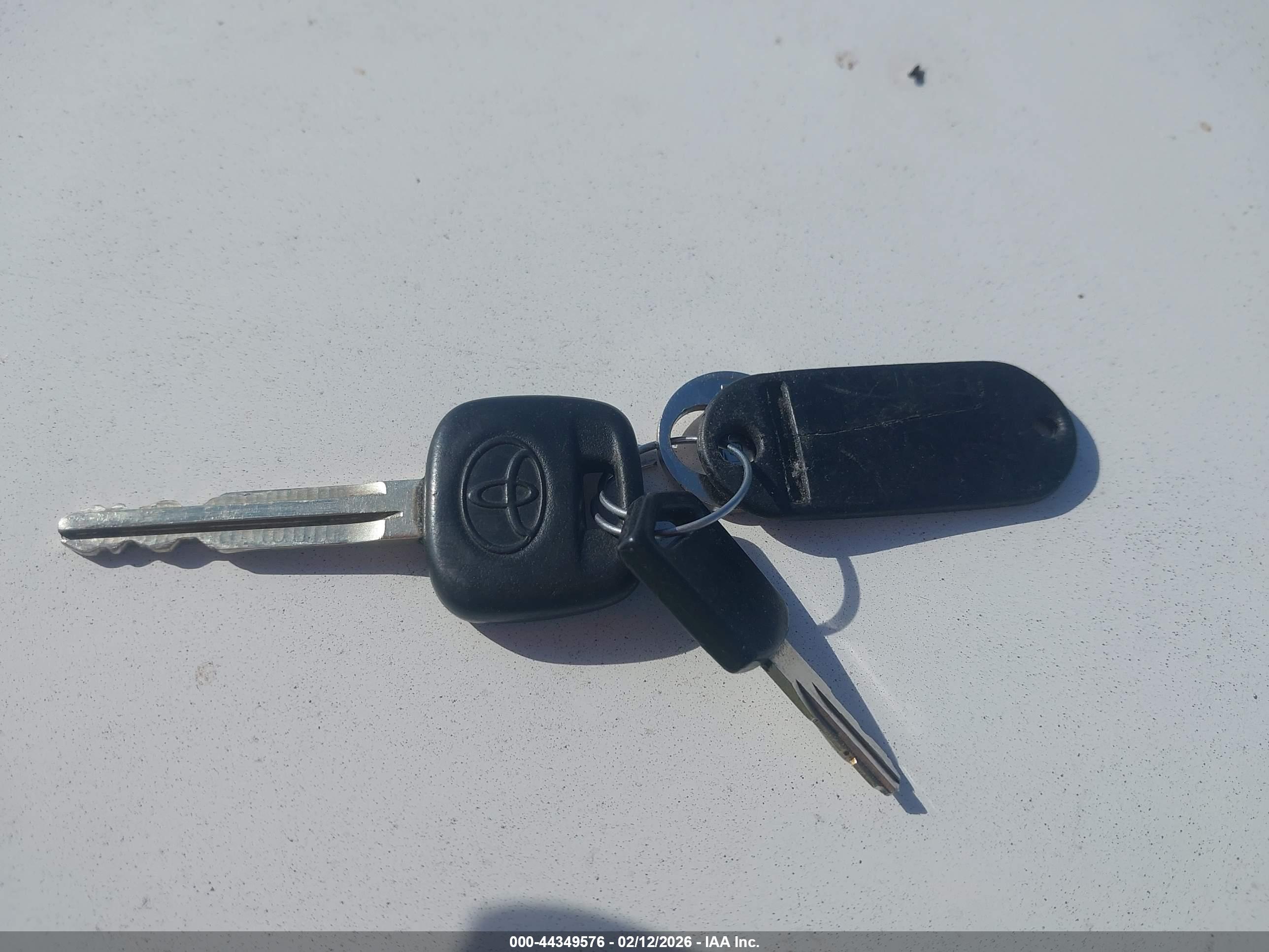 TOYOTA TACOMA image 11
