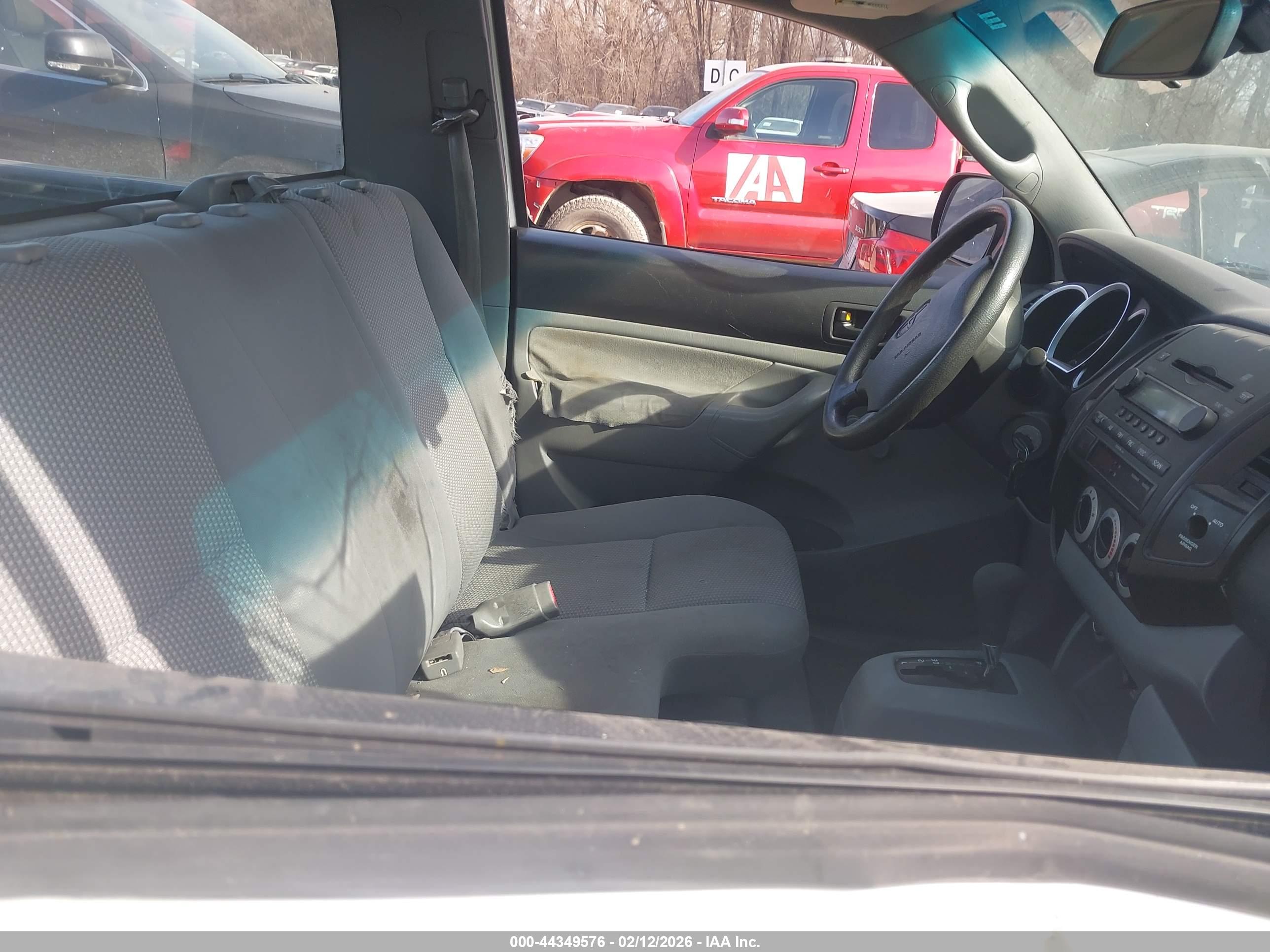 TOYOTA TACOMA image 5