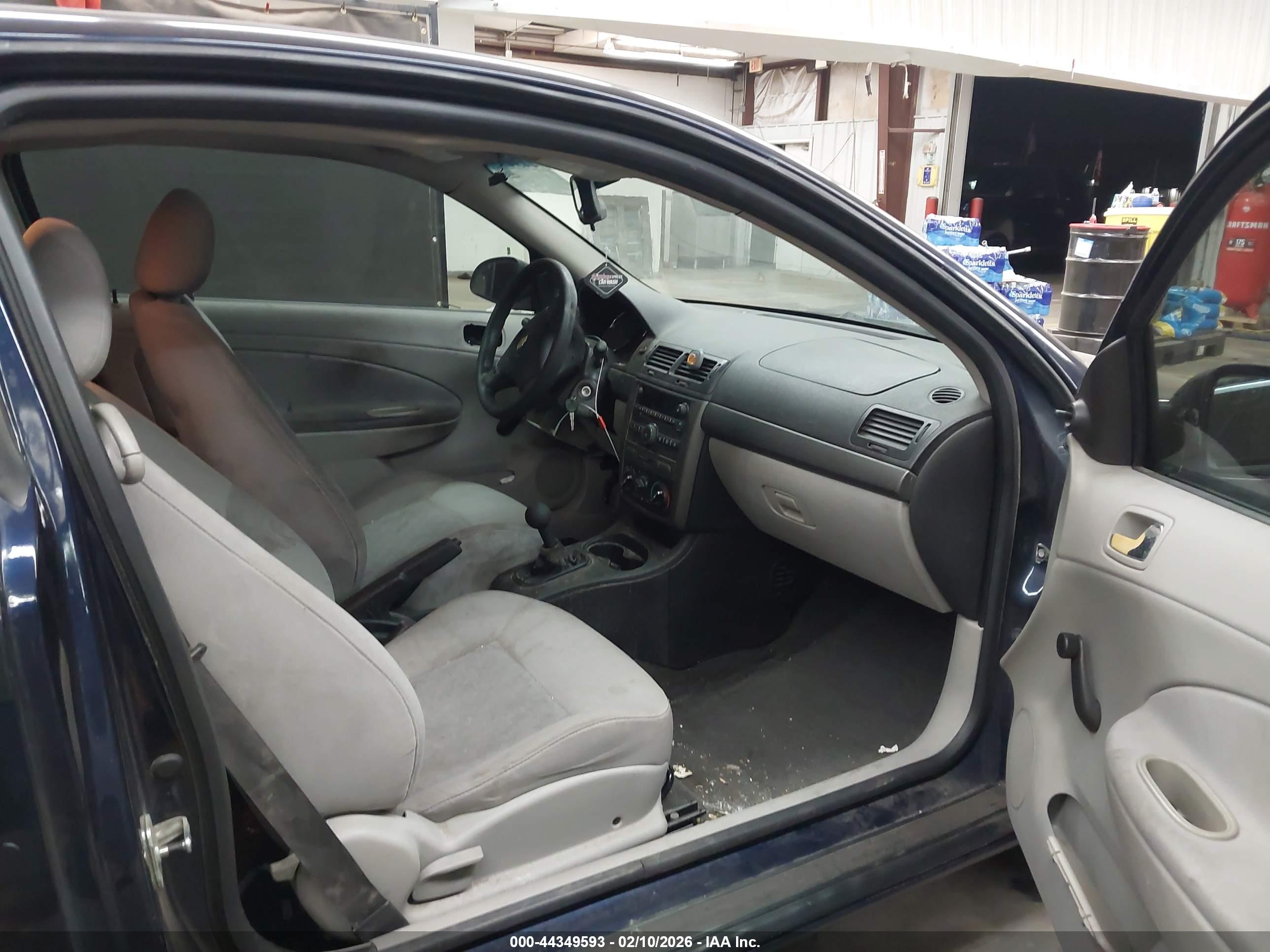 CHEVROLET COBALT image 5