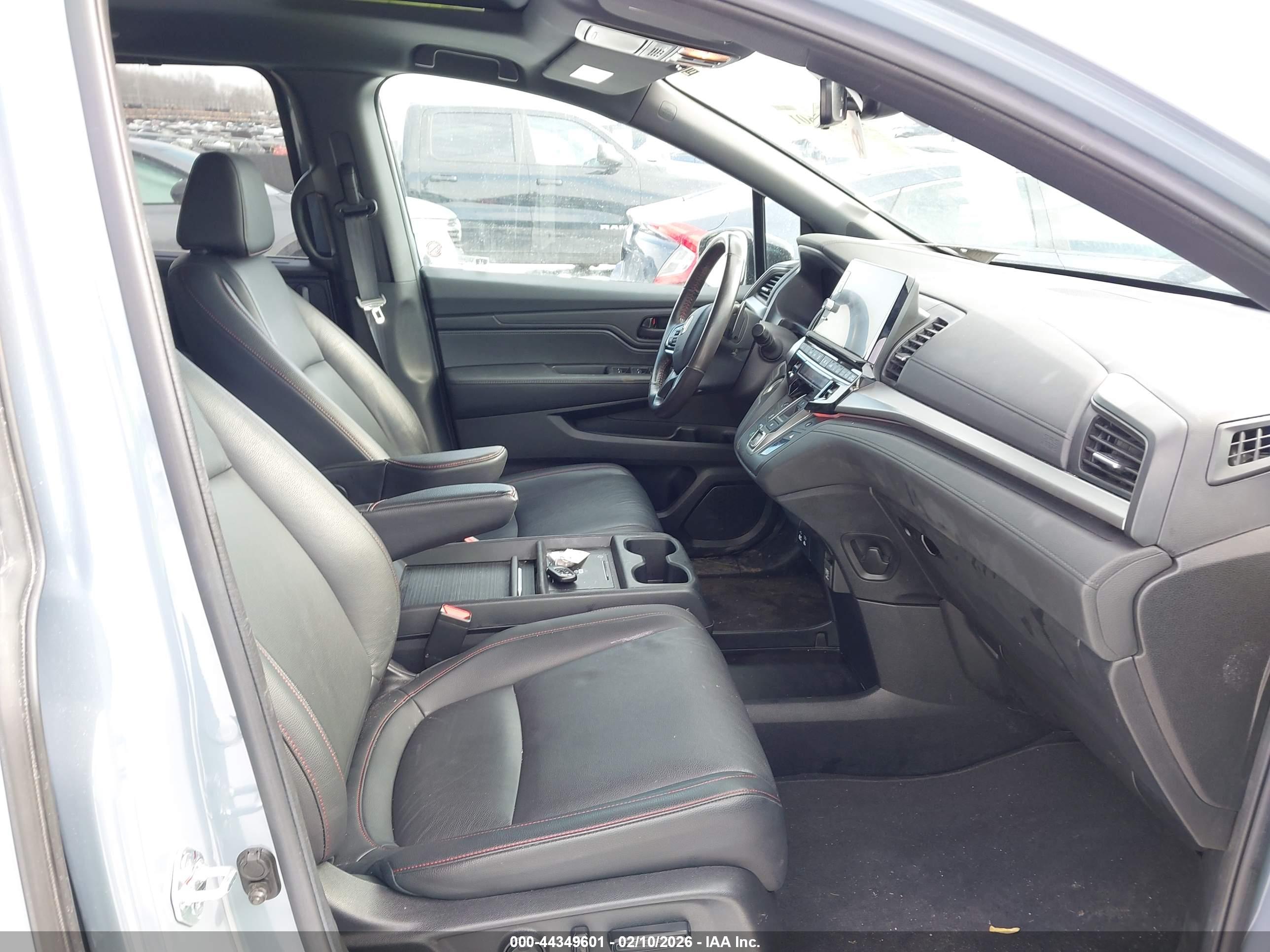 HONDA ODYSSEY image 5