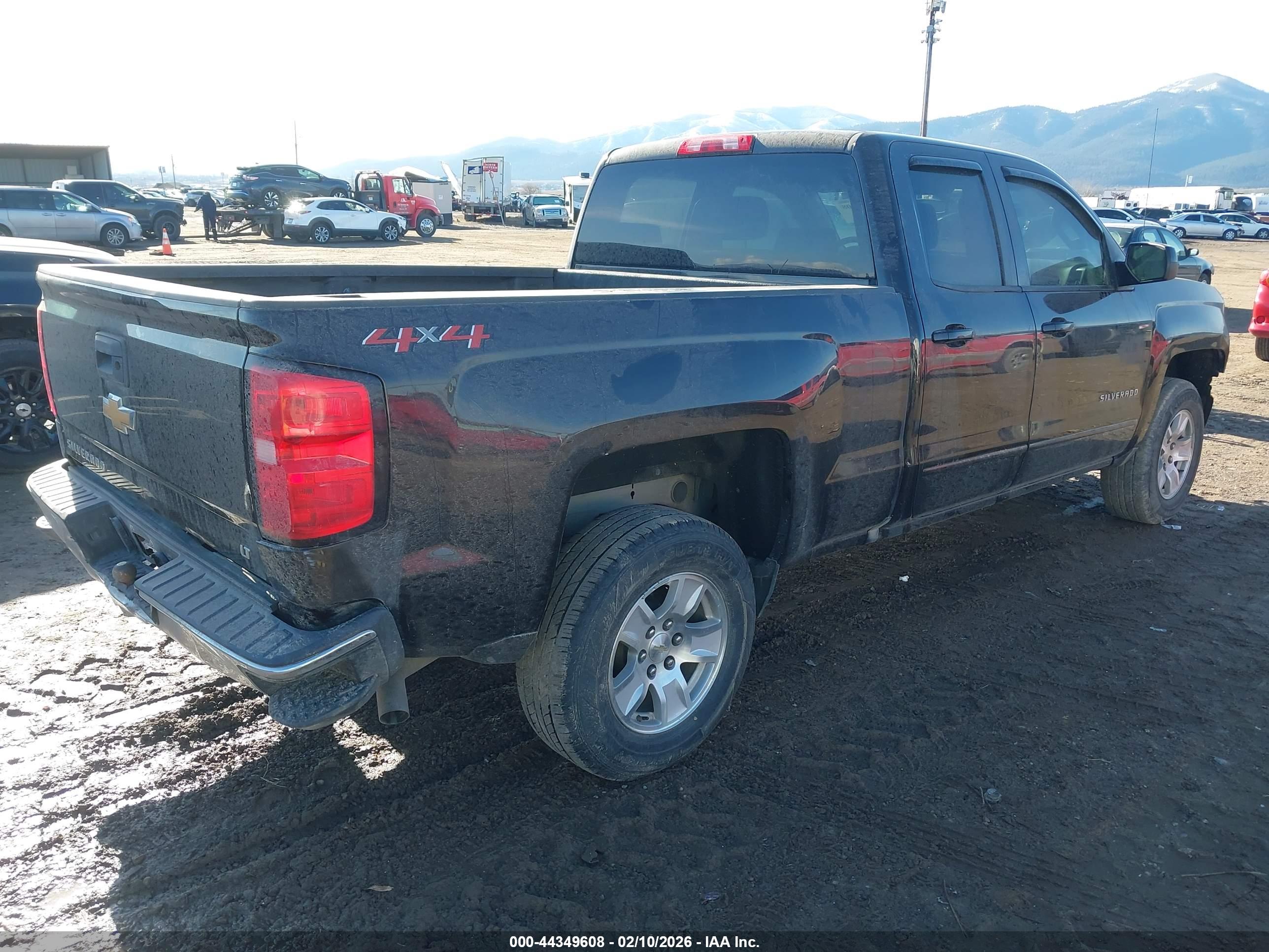 CHEVROLET SILVERADO image 4