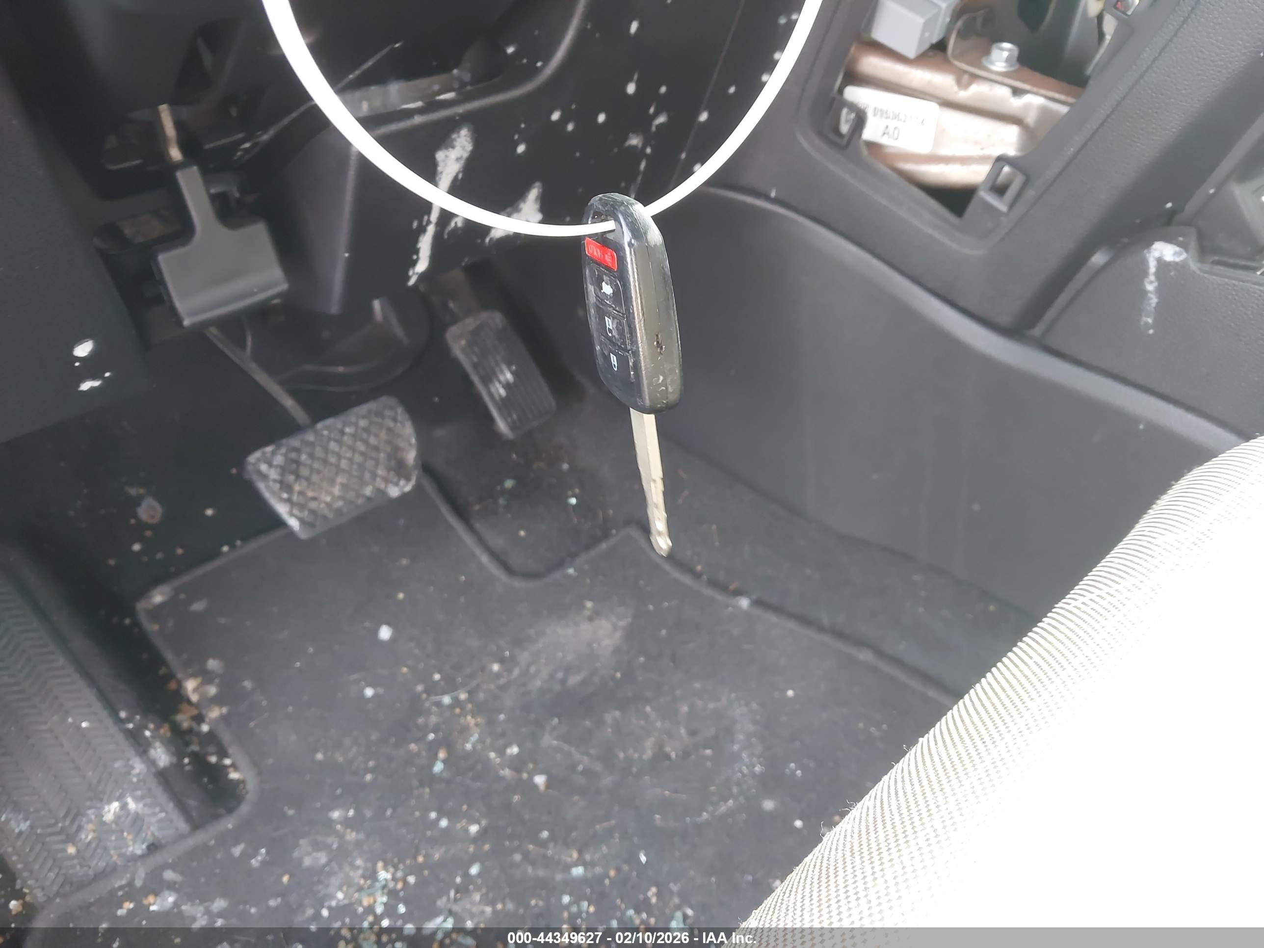 HONDA CR-V image 11