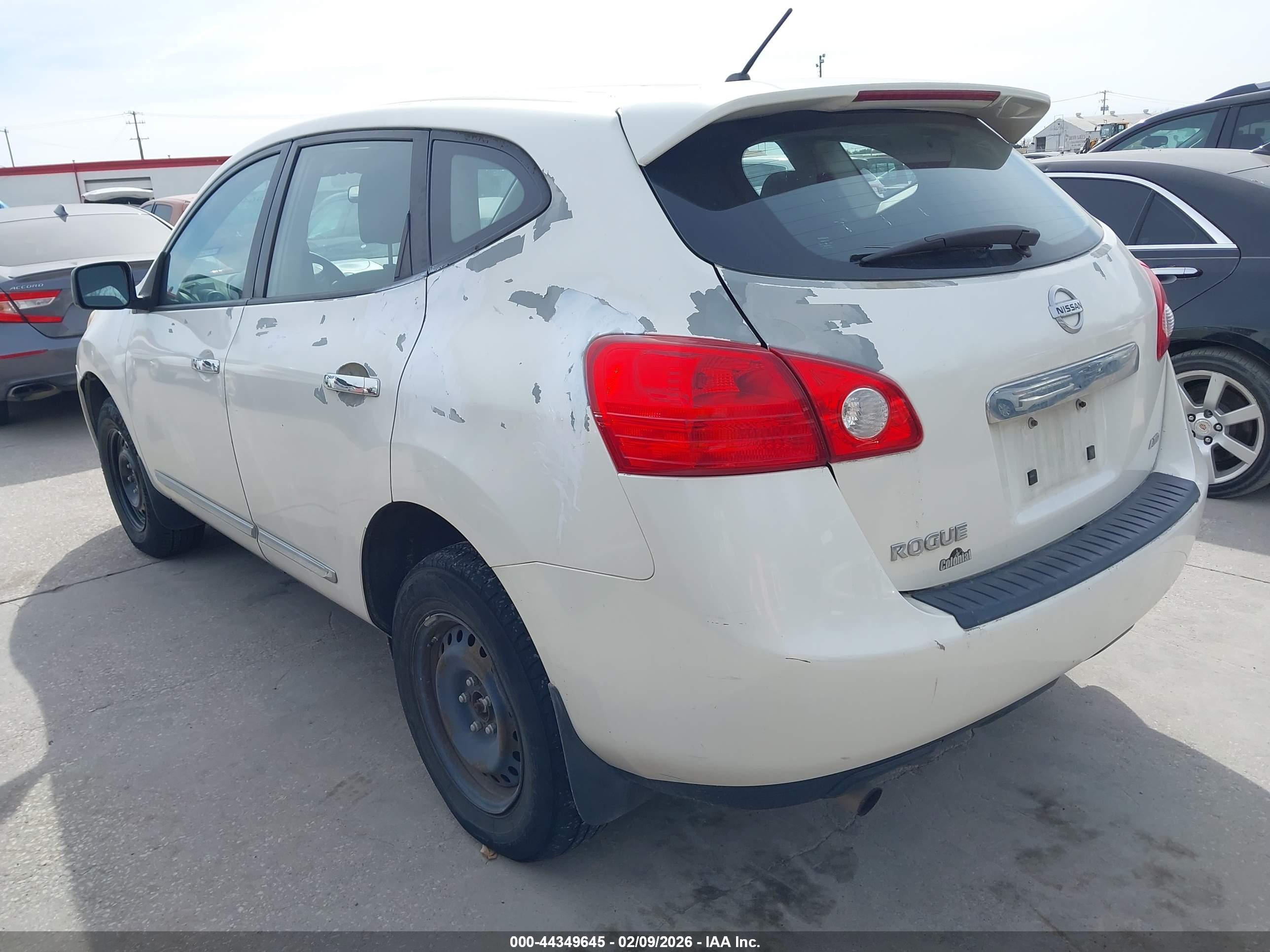 NISSAN ROGUE image 3