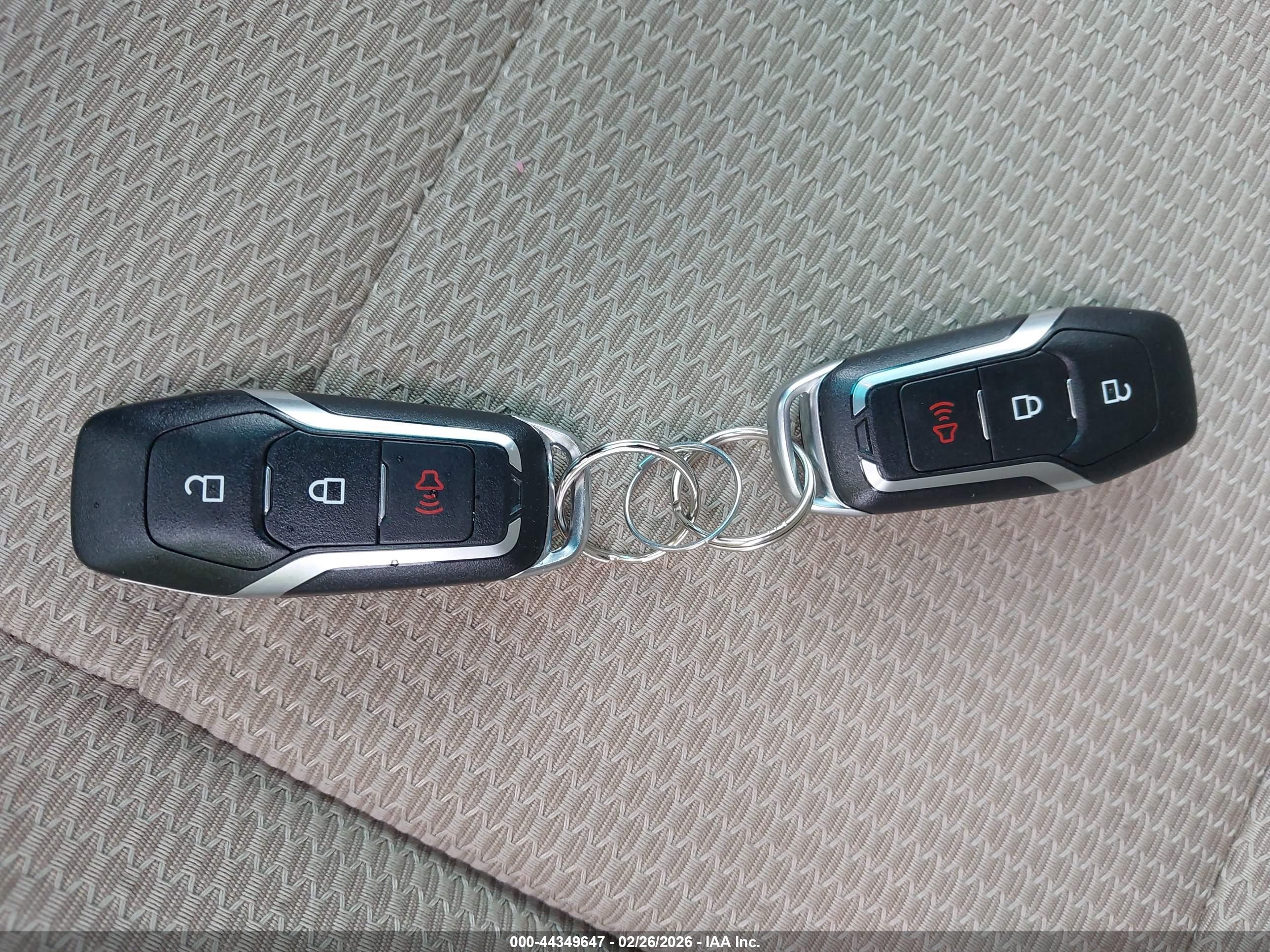 FORD EXPLORER image 11