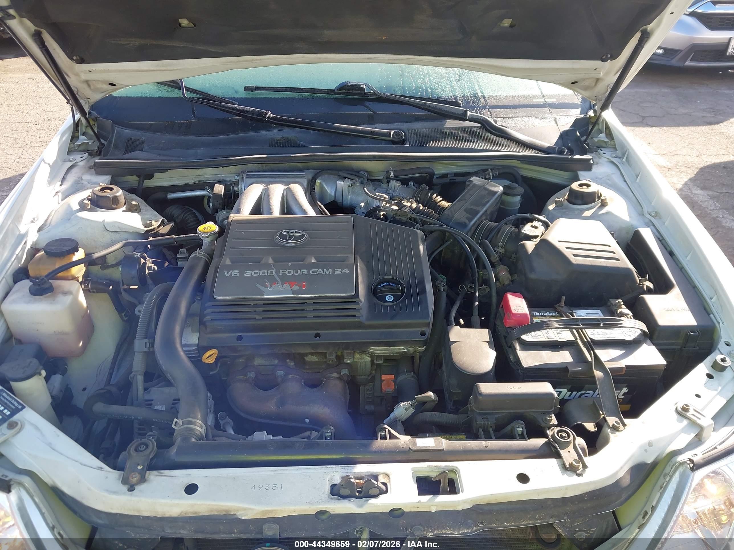 TOYOTA AVALON image 10