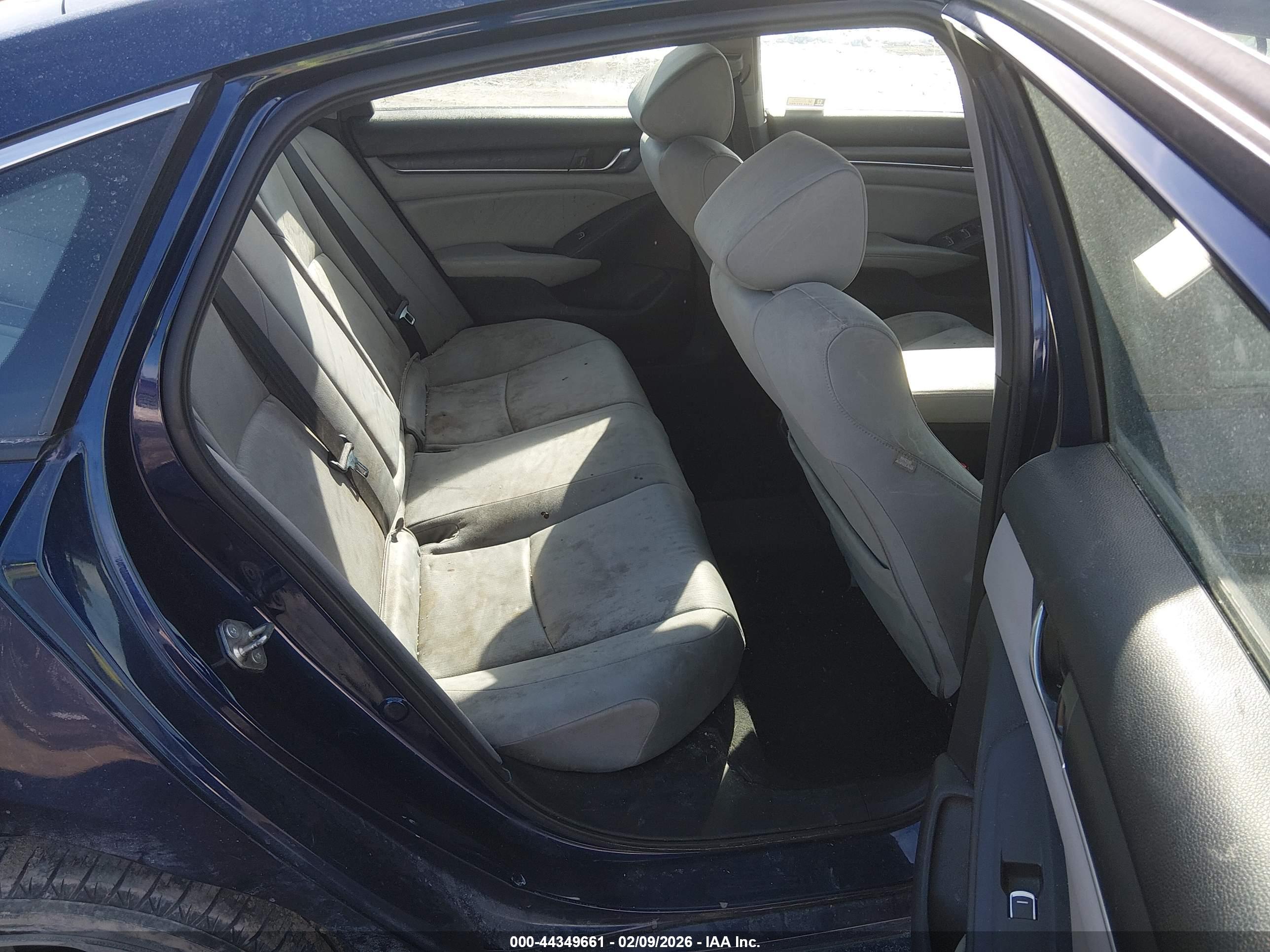 HONDA ACCORD image 8