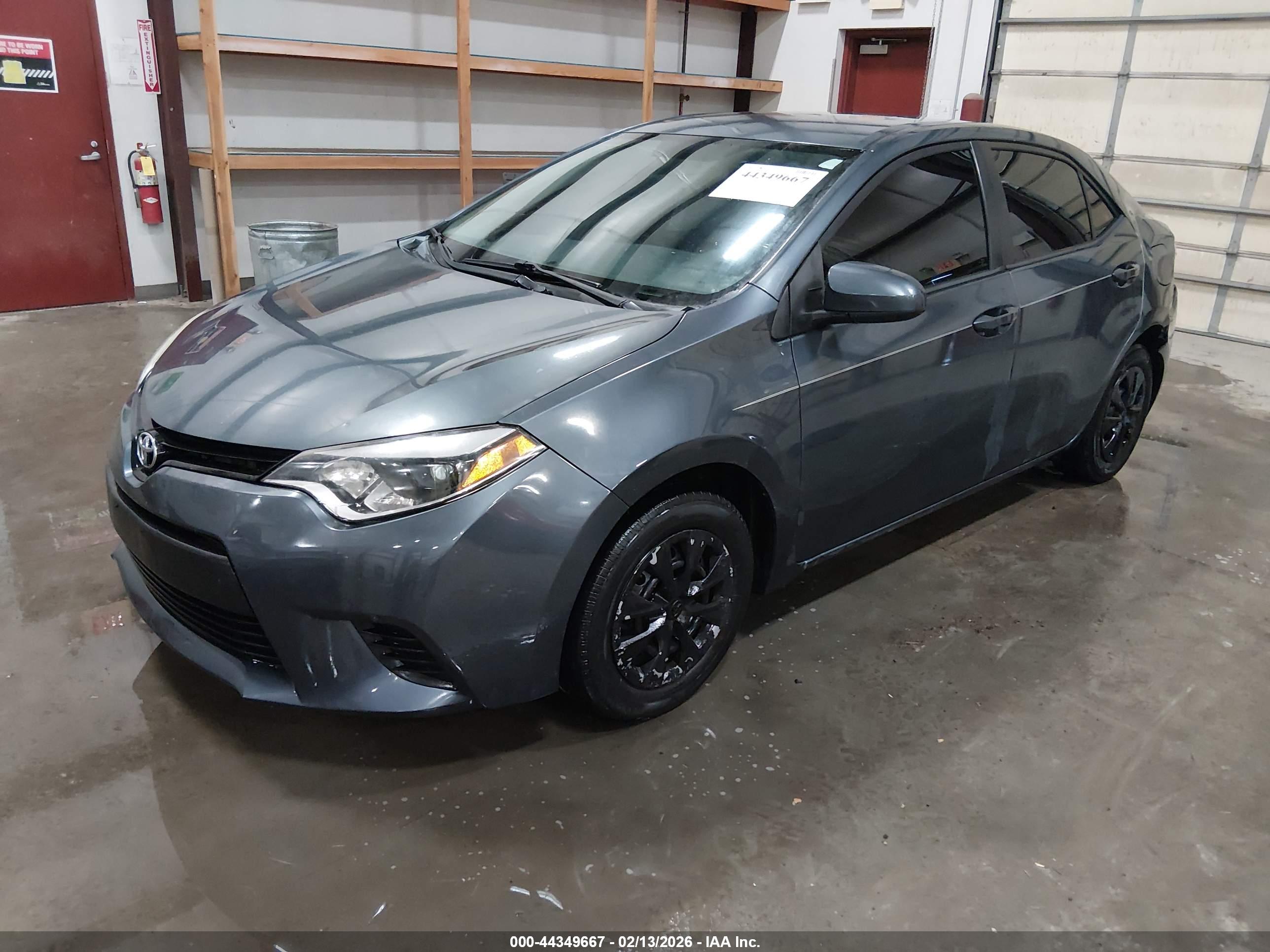 TOYOTA COROLLA image 2