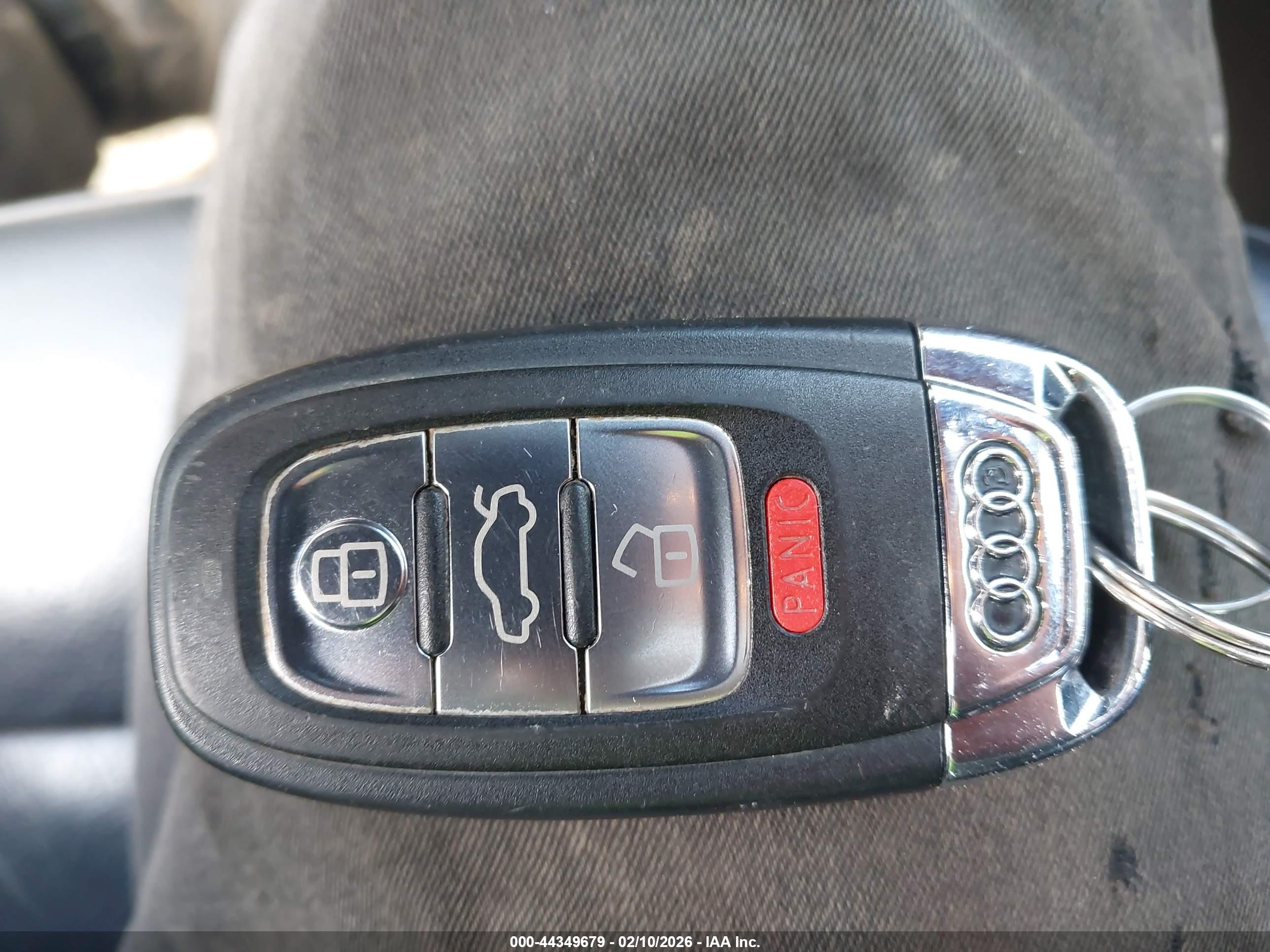 AUDI A4 image 11