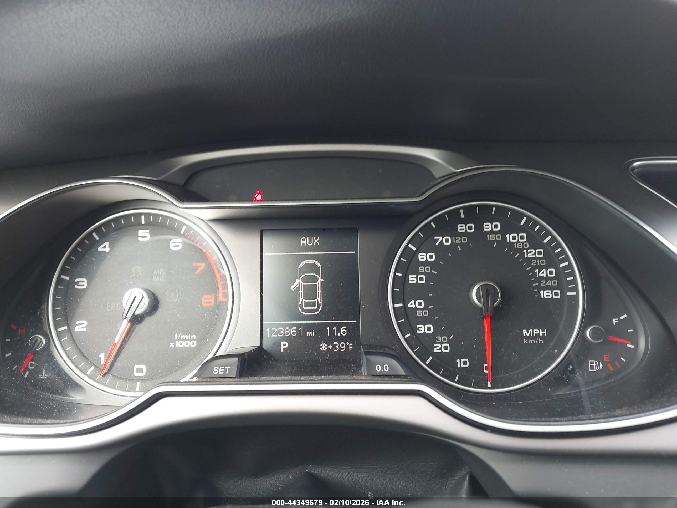 AUDI A4 image 7