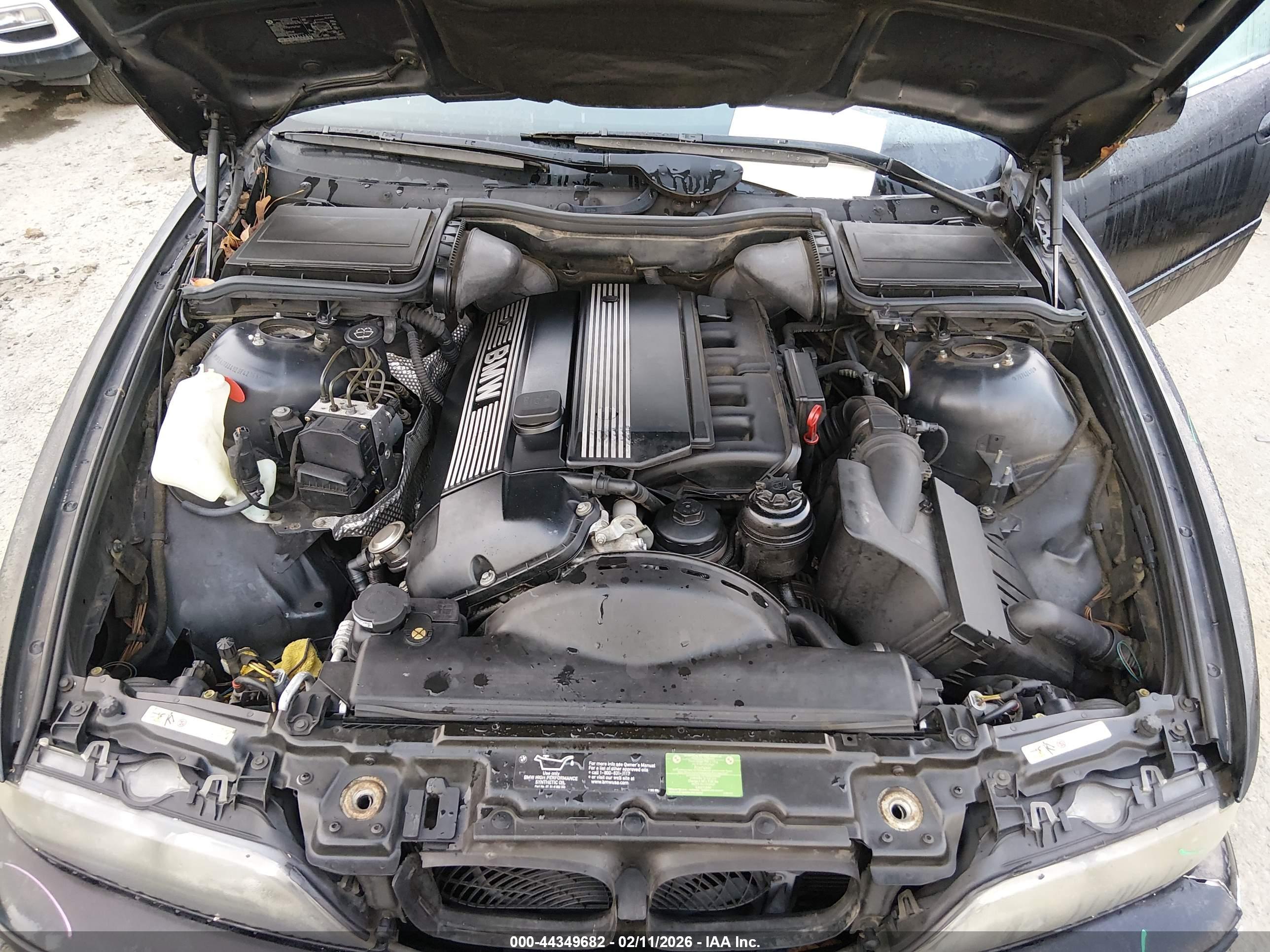 BMW 525I image 10