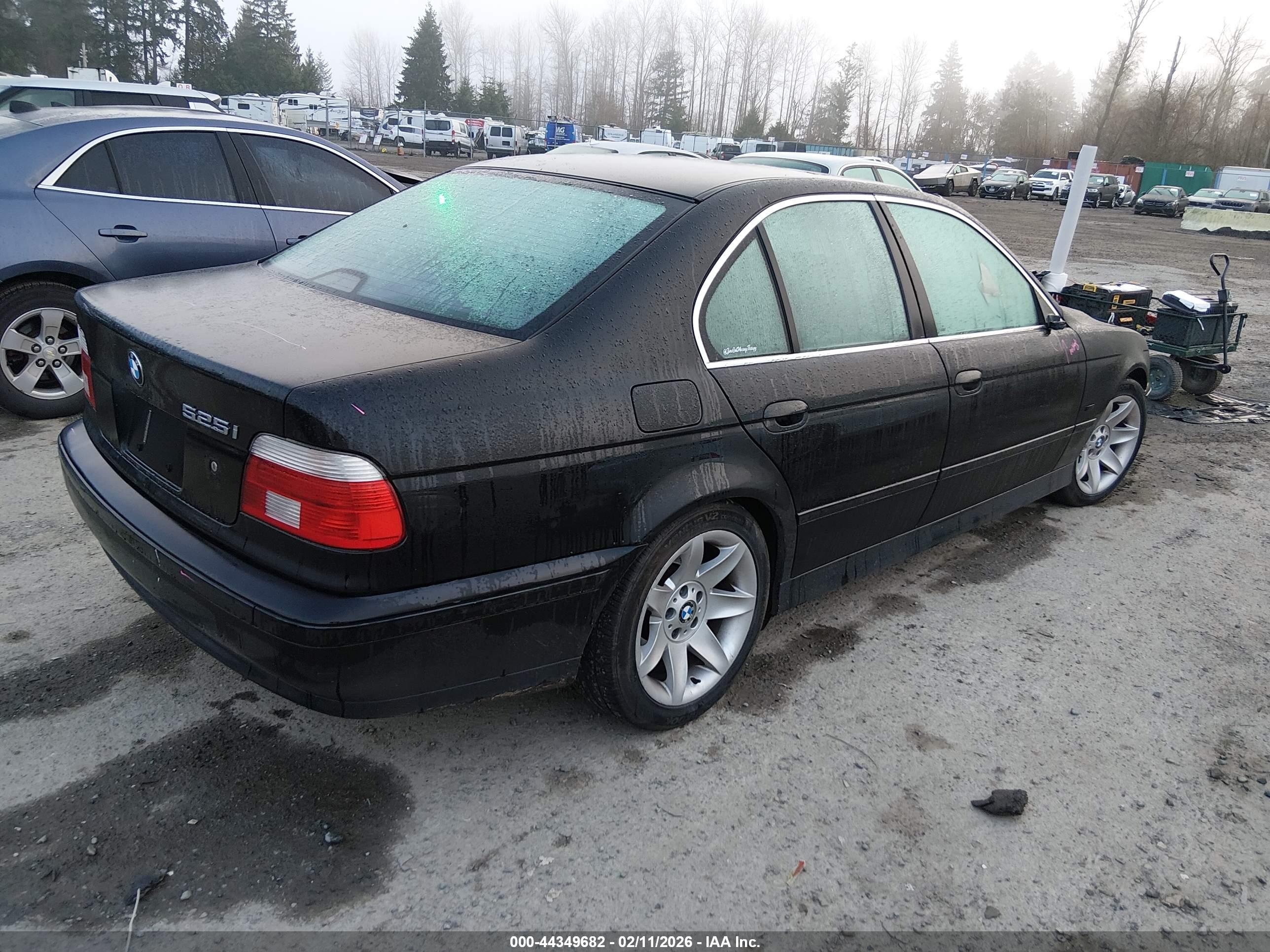 BMW 525I image 4