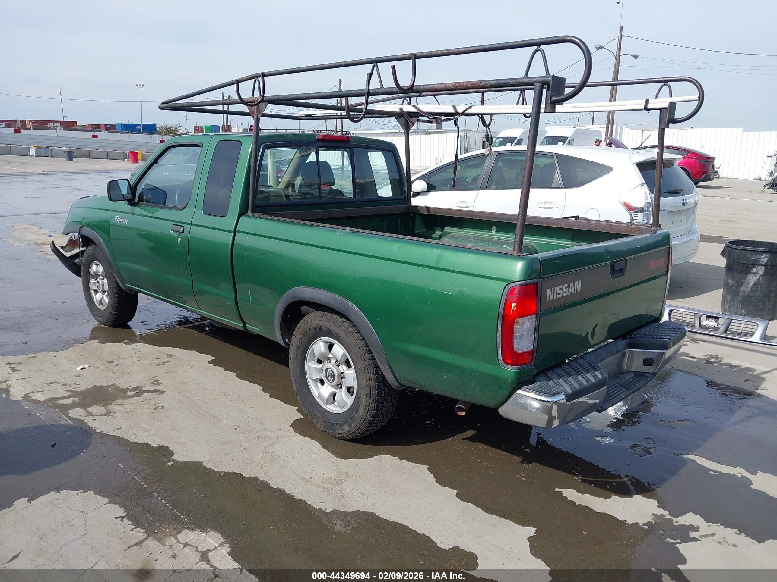 NISSAN FRONTIER image 3