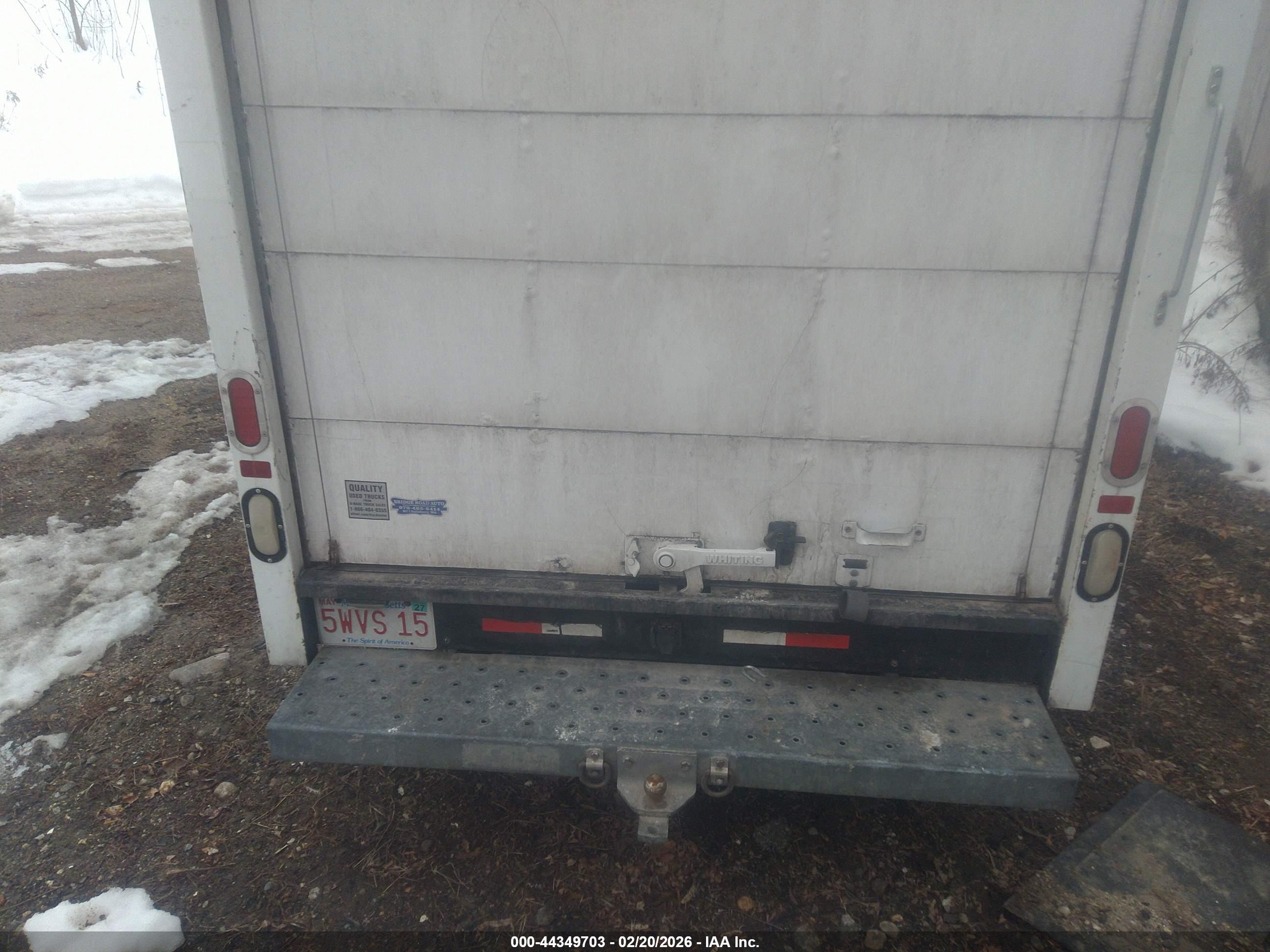 GMC SAVANA image 8