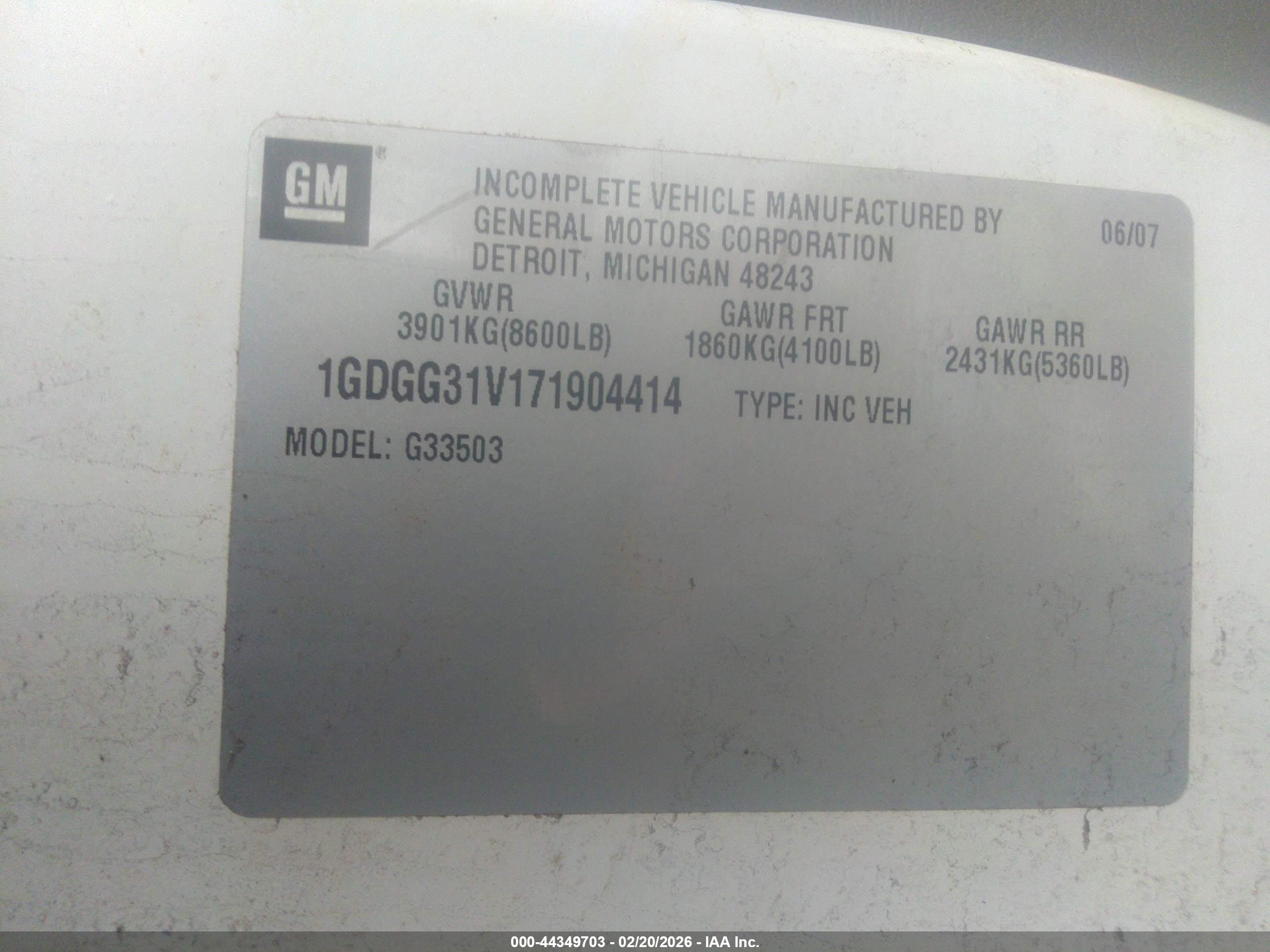 GMC SAVANA image 9