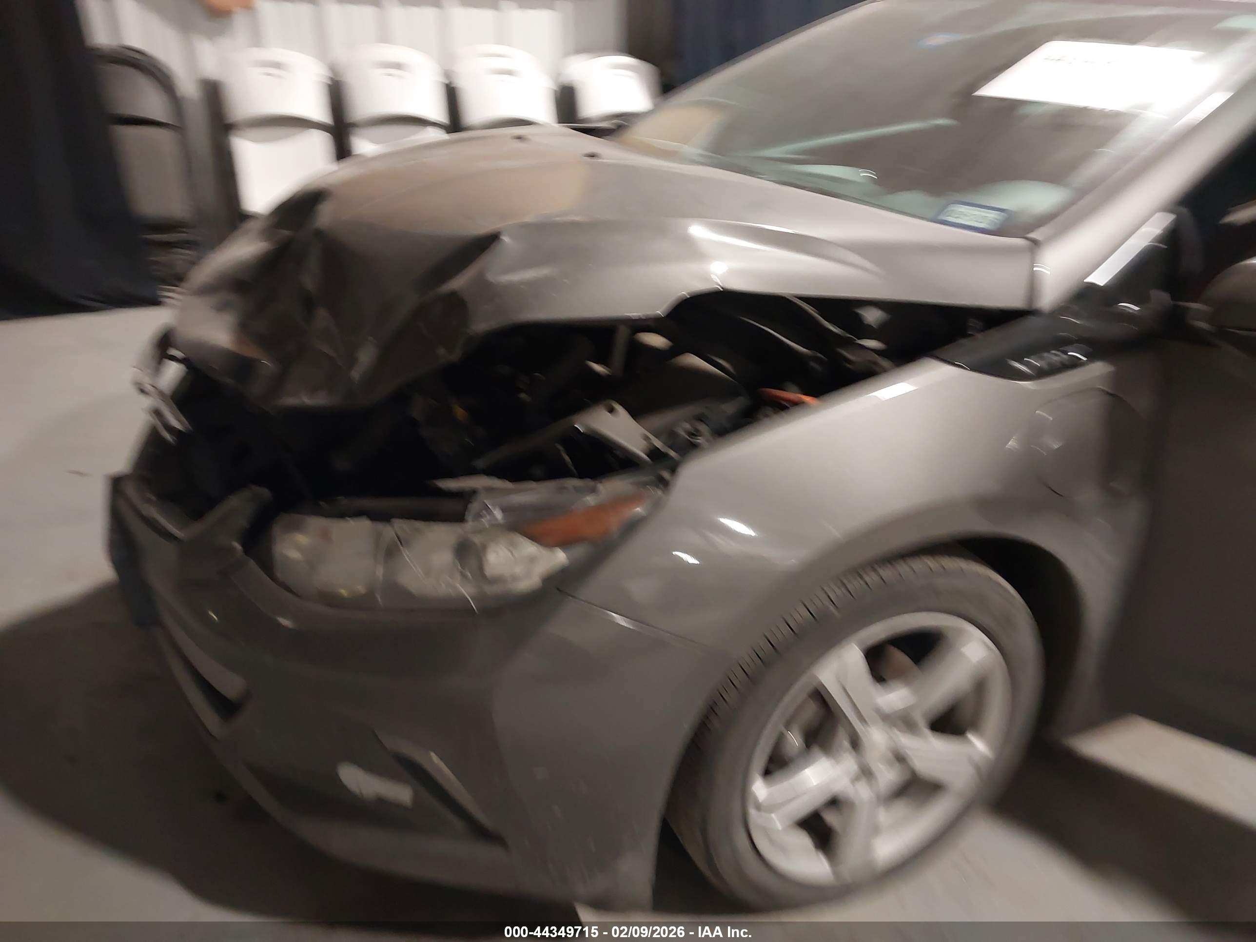 CHEVROLET VOLT image 6