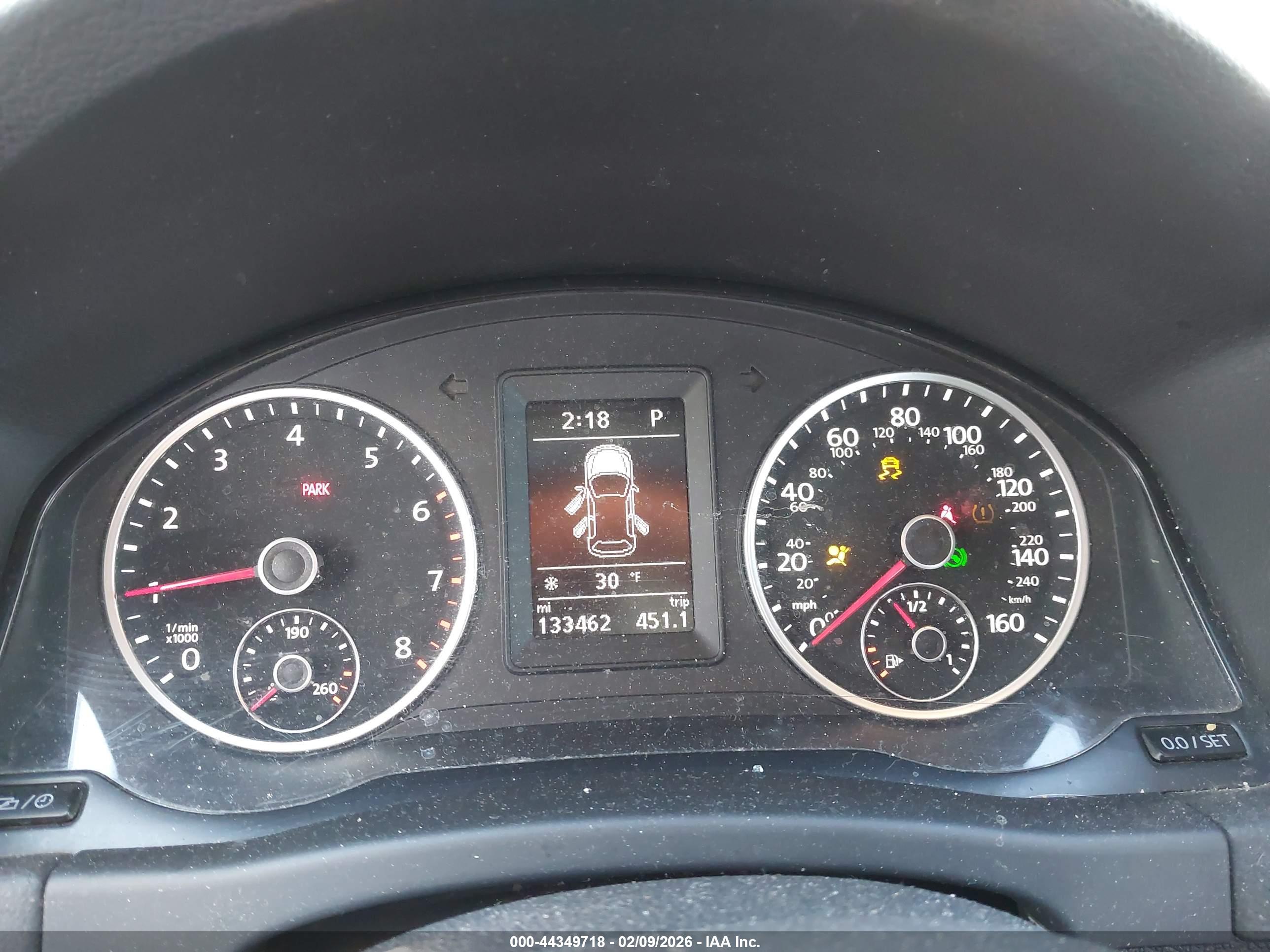 VOLKSWAGEN TIGUAN image 7