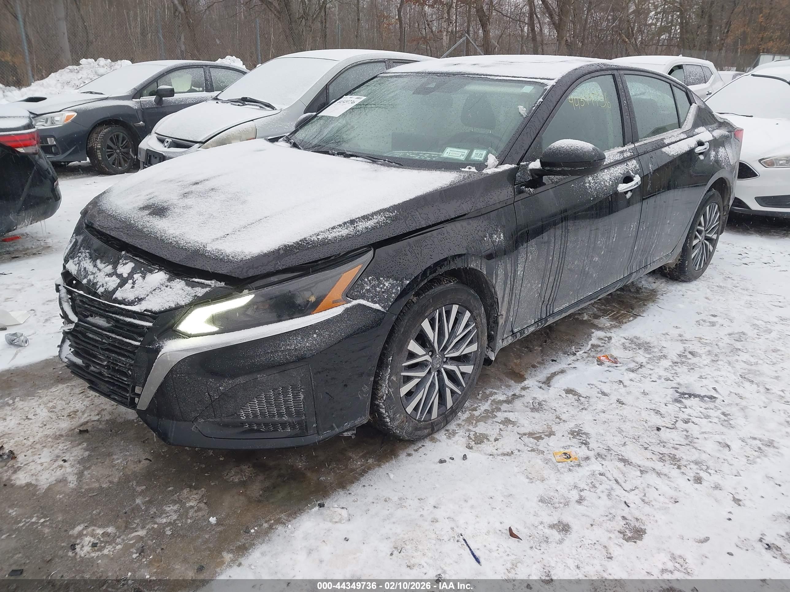 NISSAN ALTIMA image 2