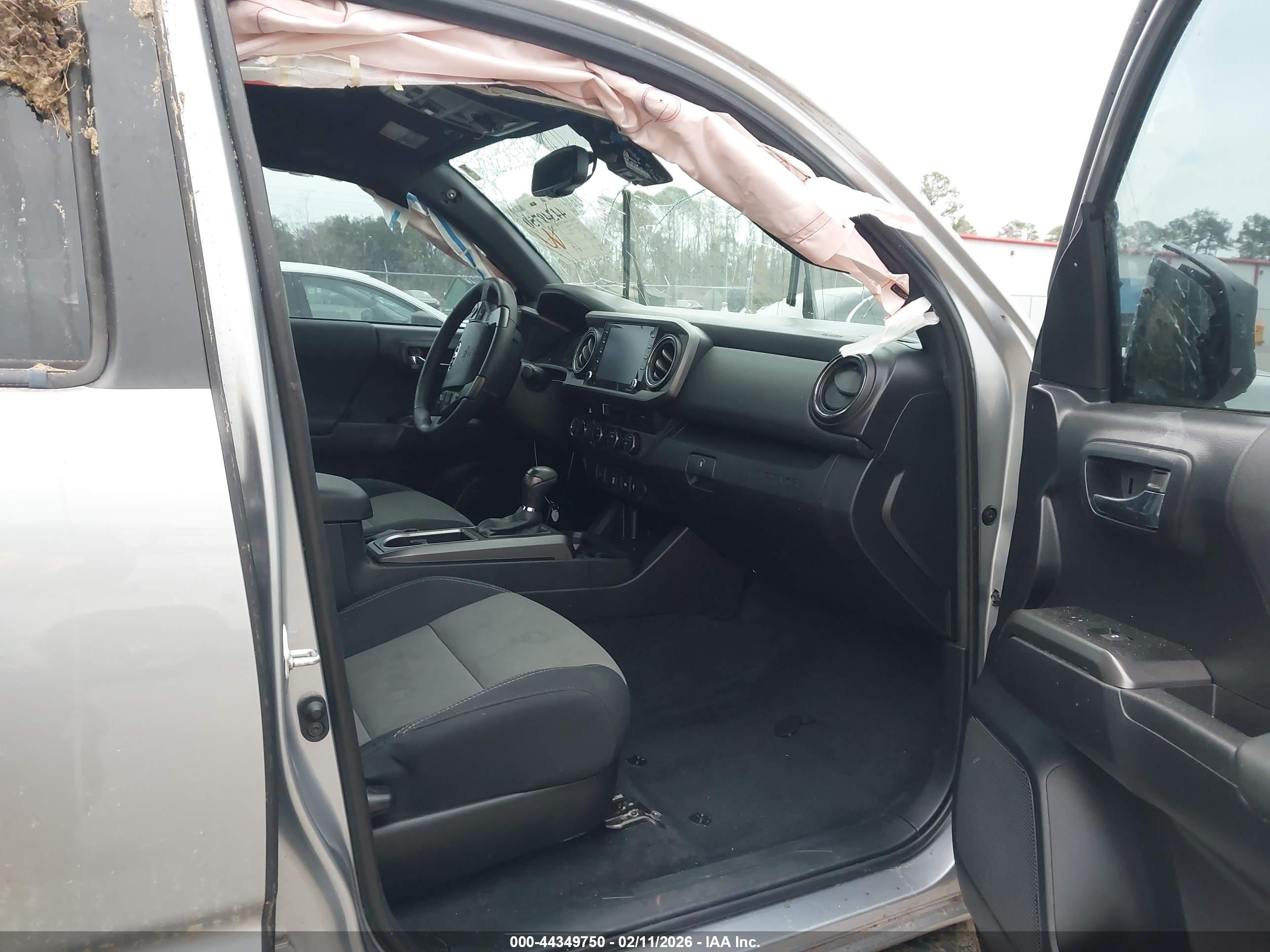 TOYOTA TACOMA image 5
