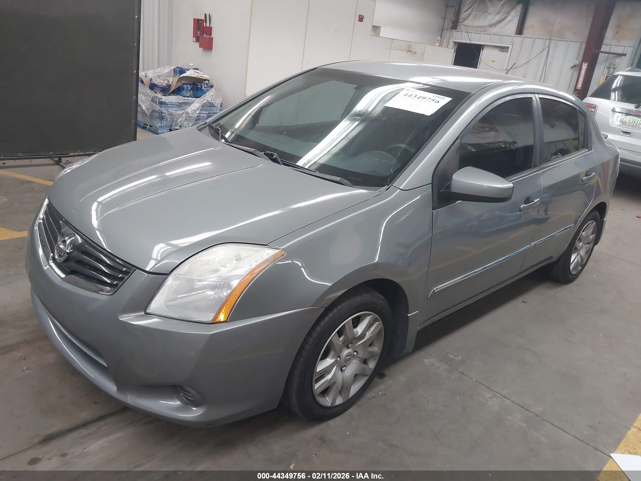 NISSAN SENTRA image 2