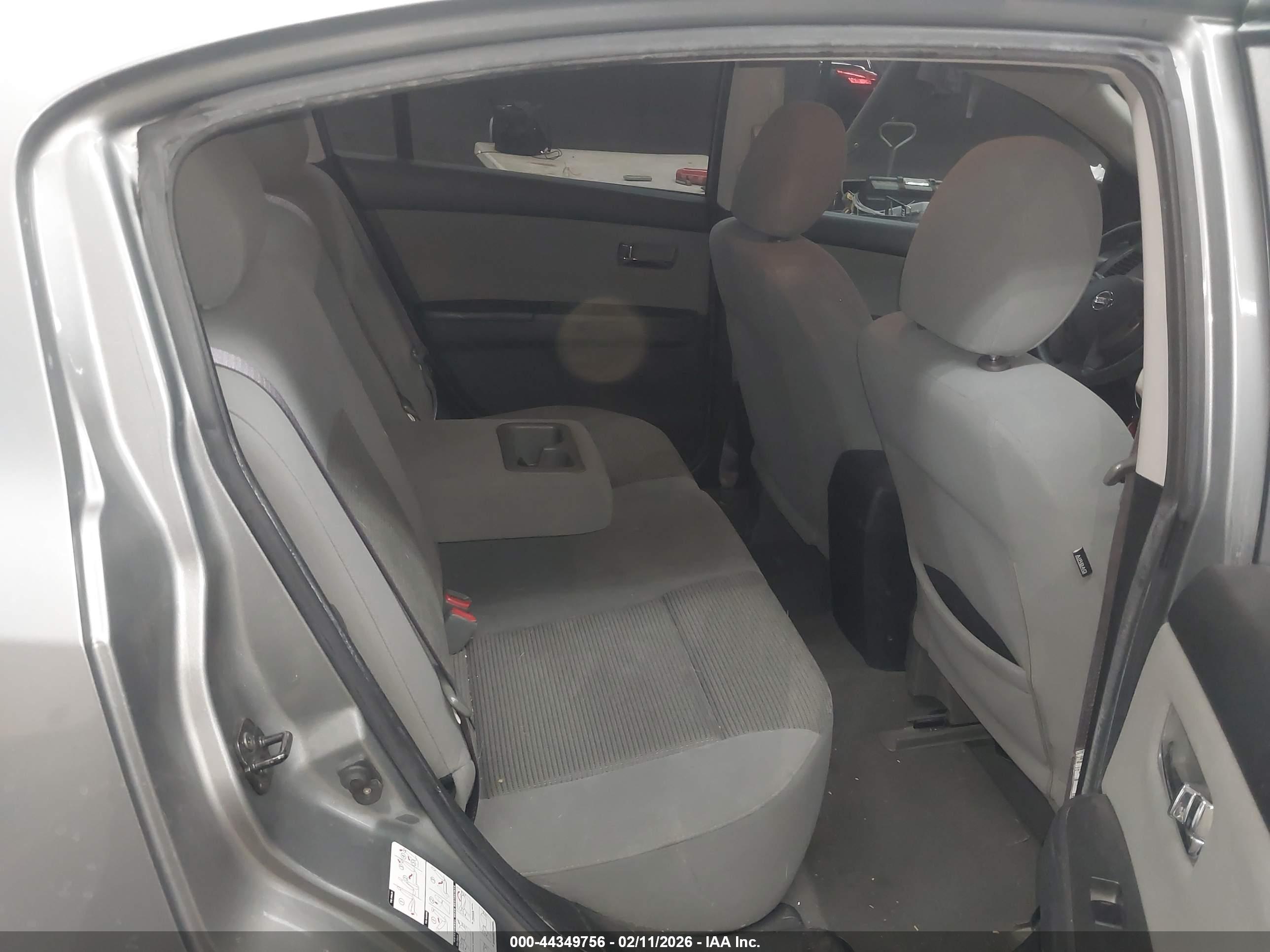NISSAN SENTRA image 8