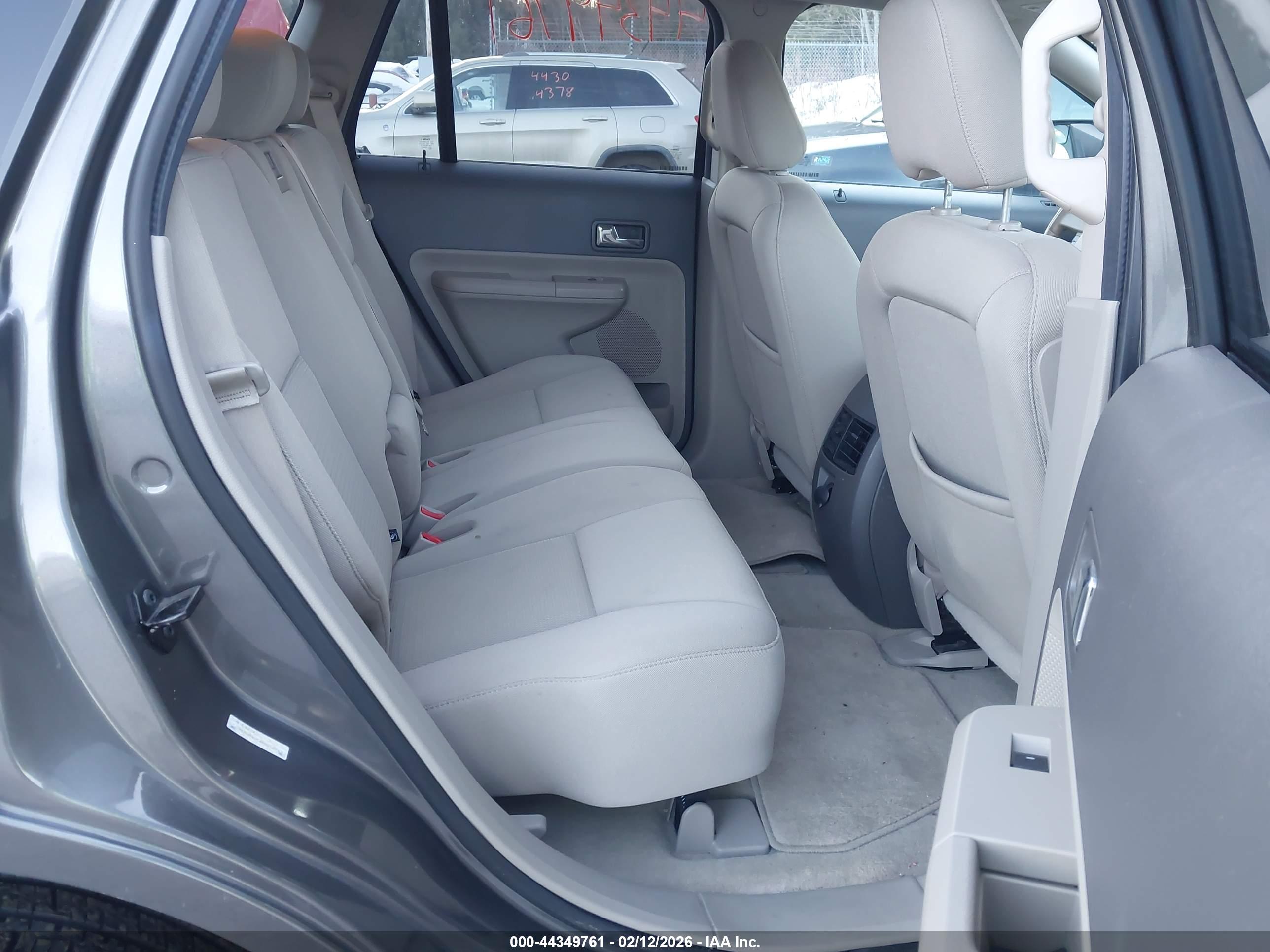 FORD EDGE image 8