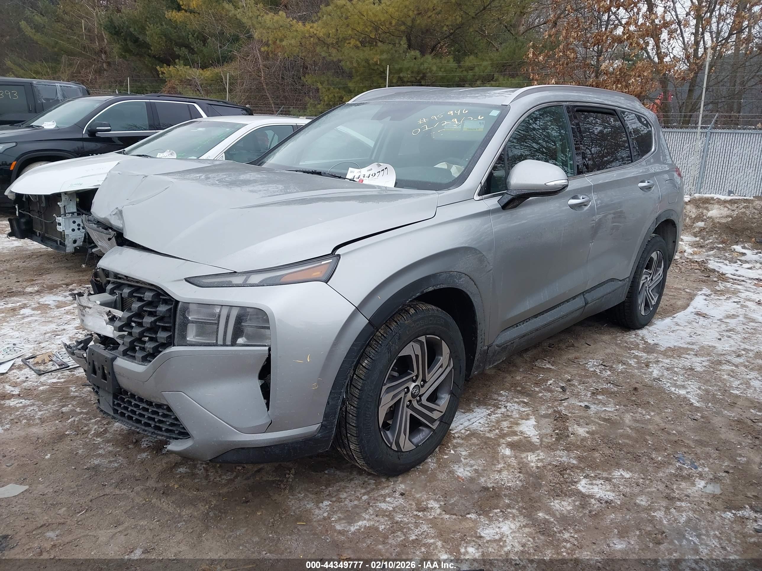 HYUNDAI SANTA image 2