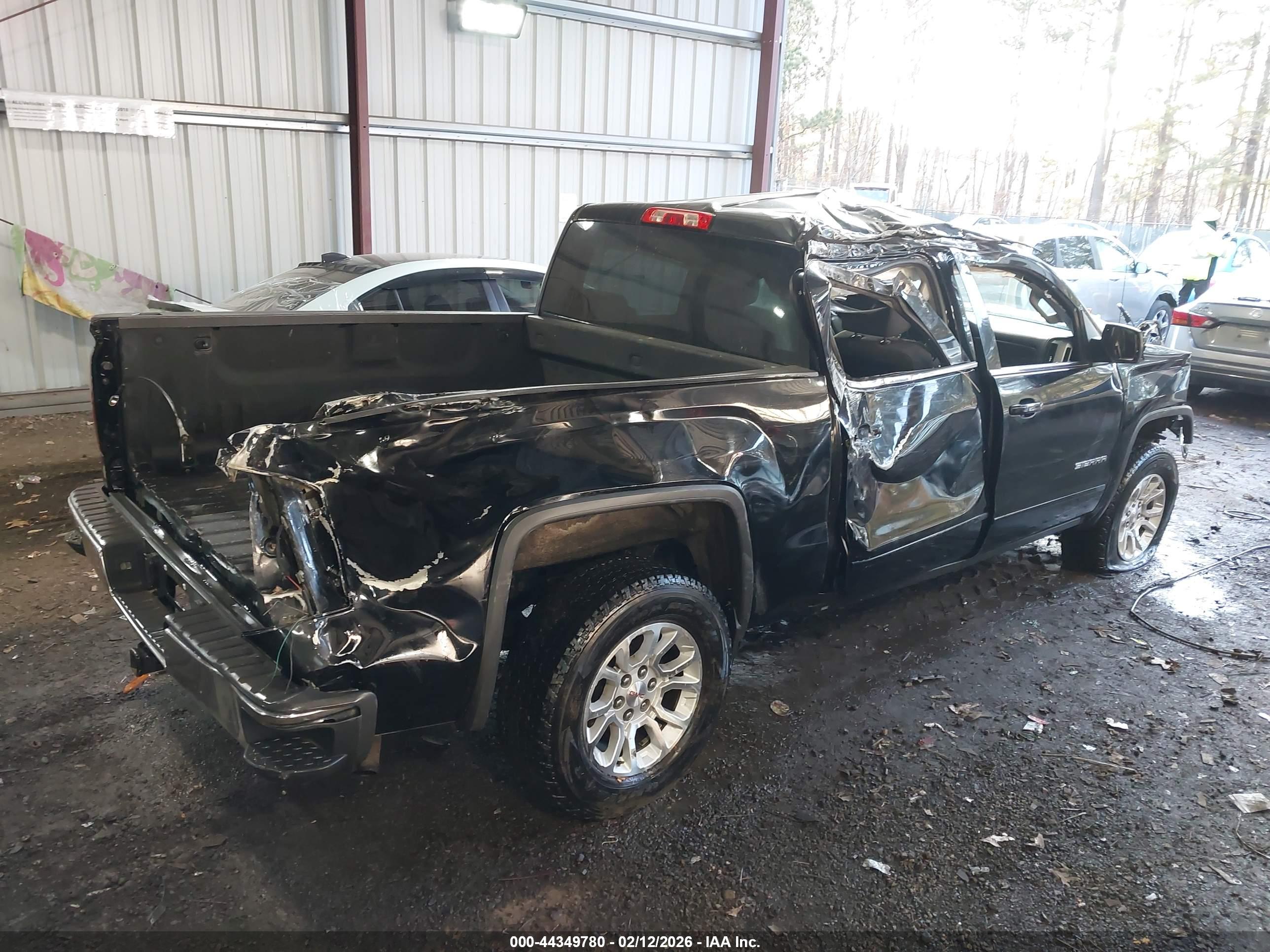 GMC SIERRA image 6