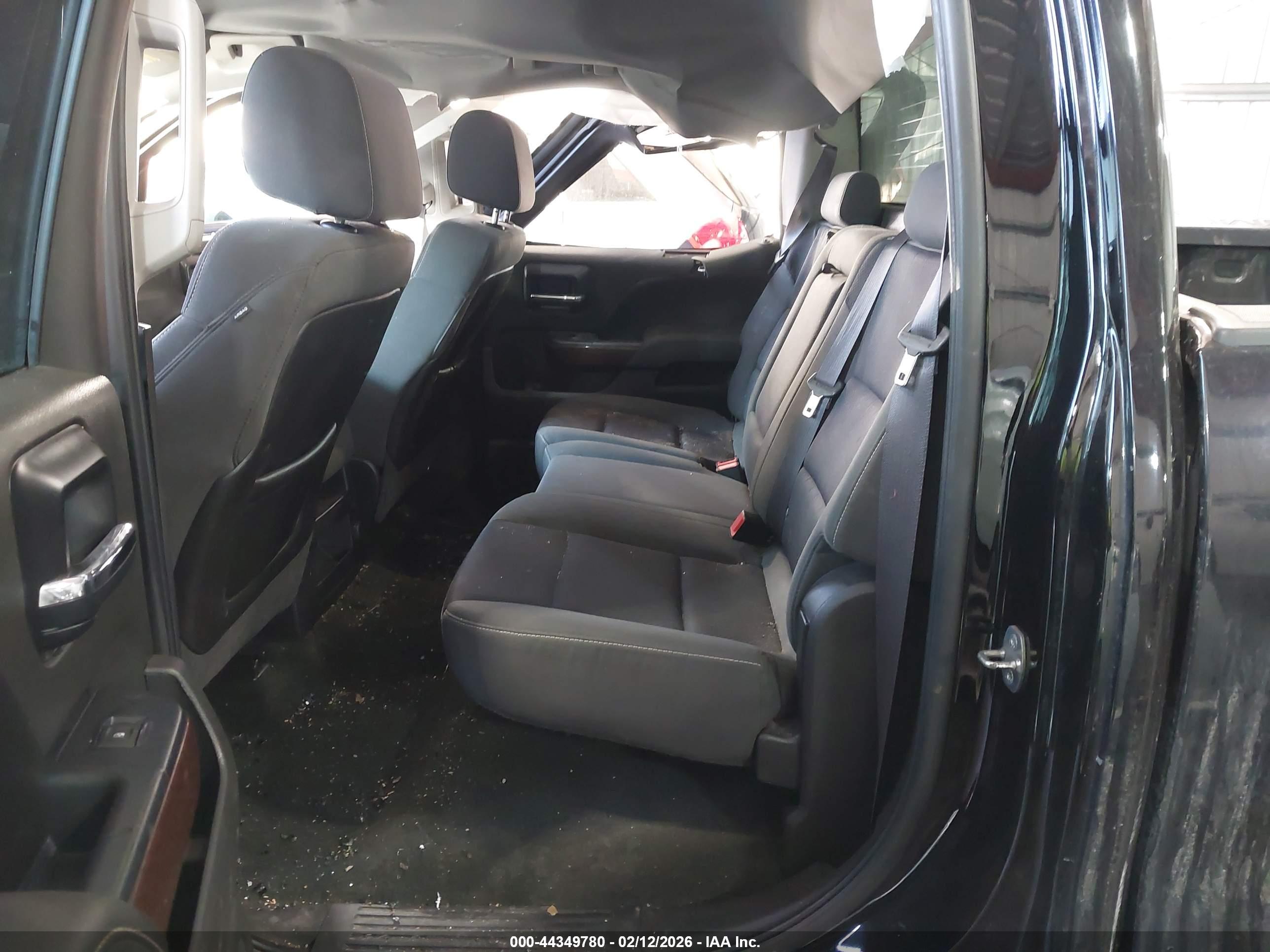 GMC SIERRA image 8