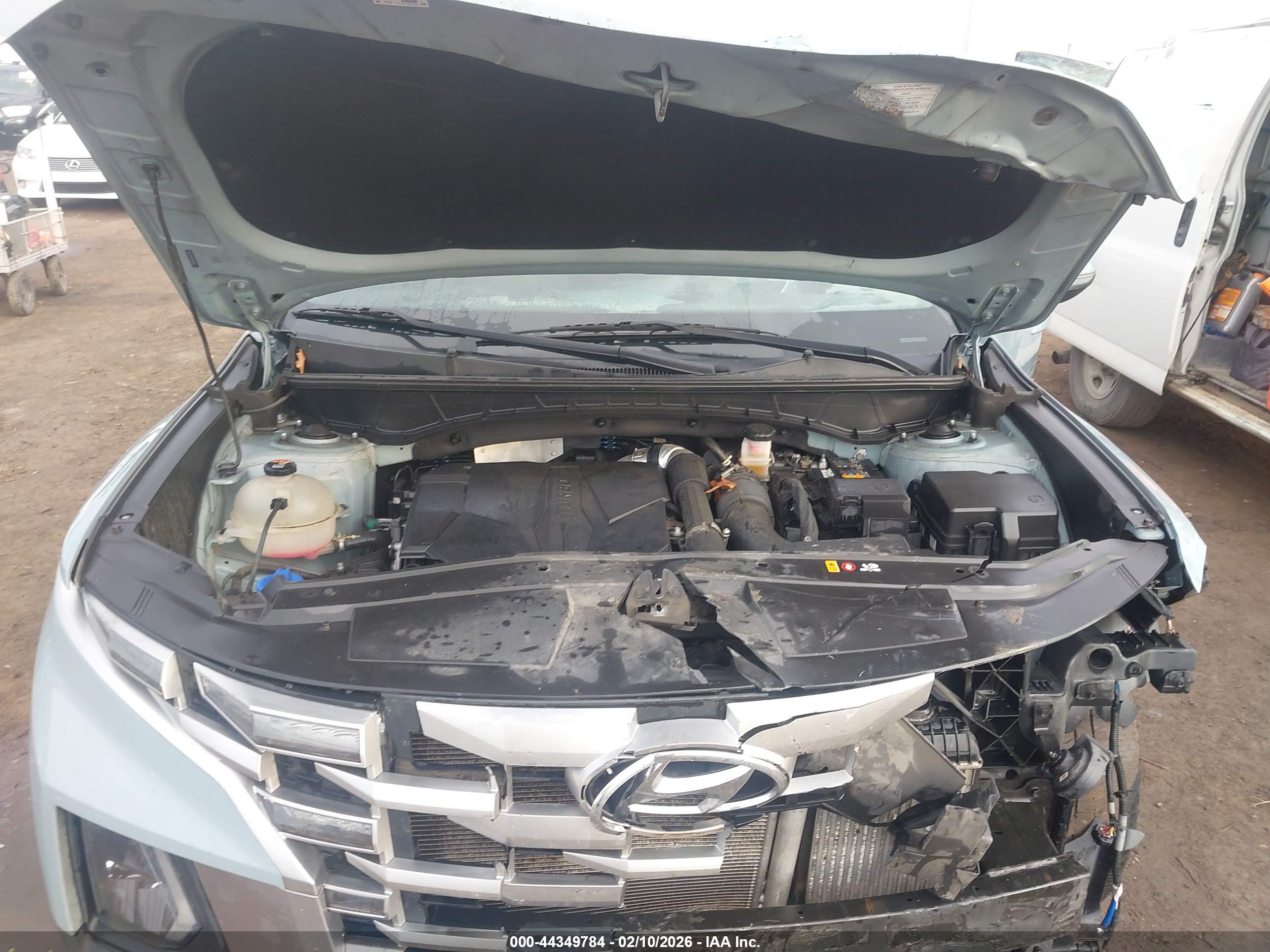 HYUNDAI SANTA image 10