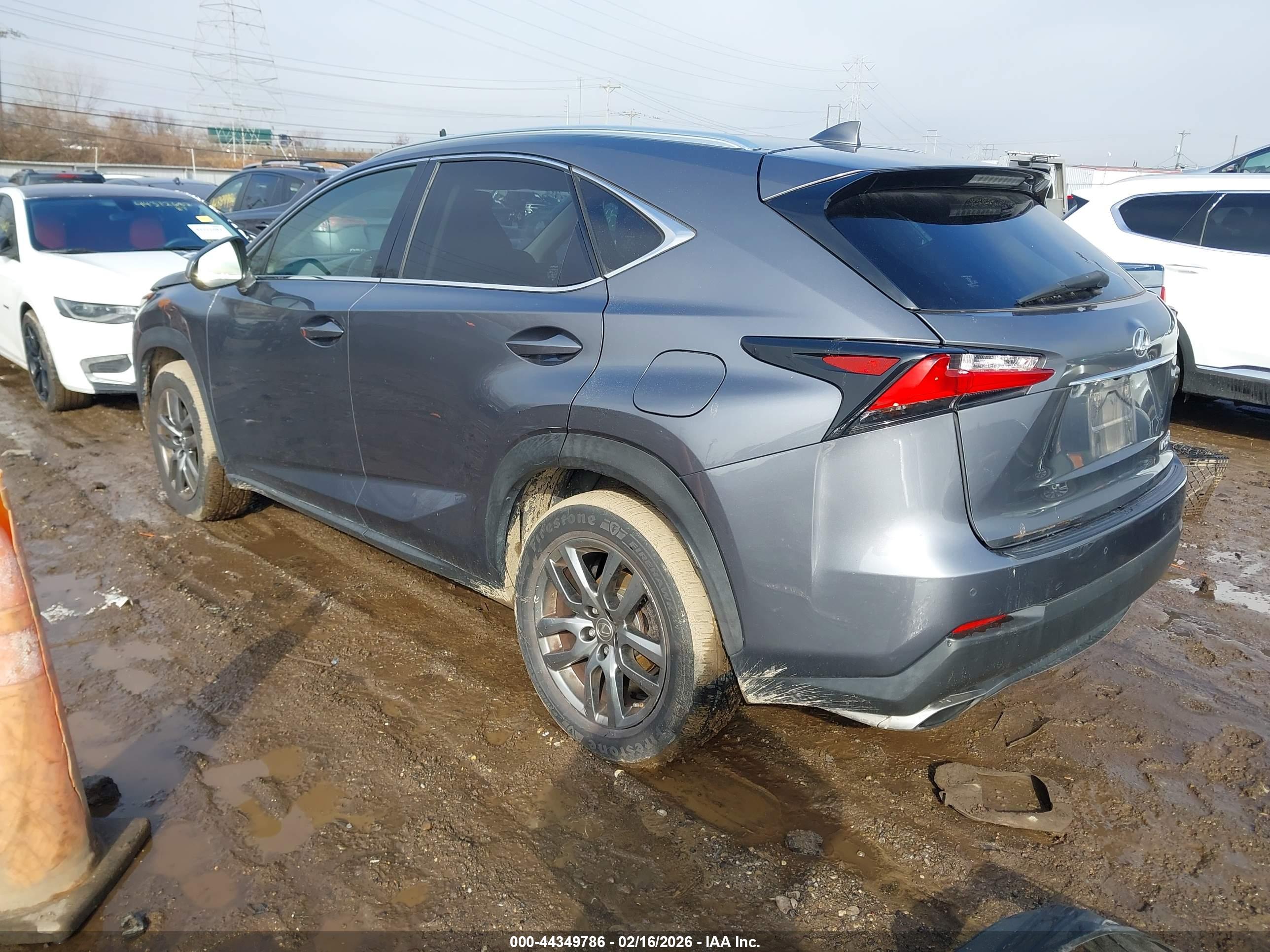 LEXUS NX image 3