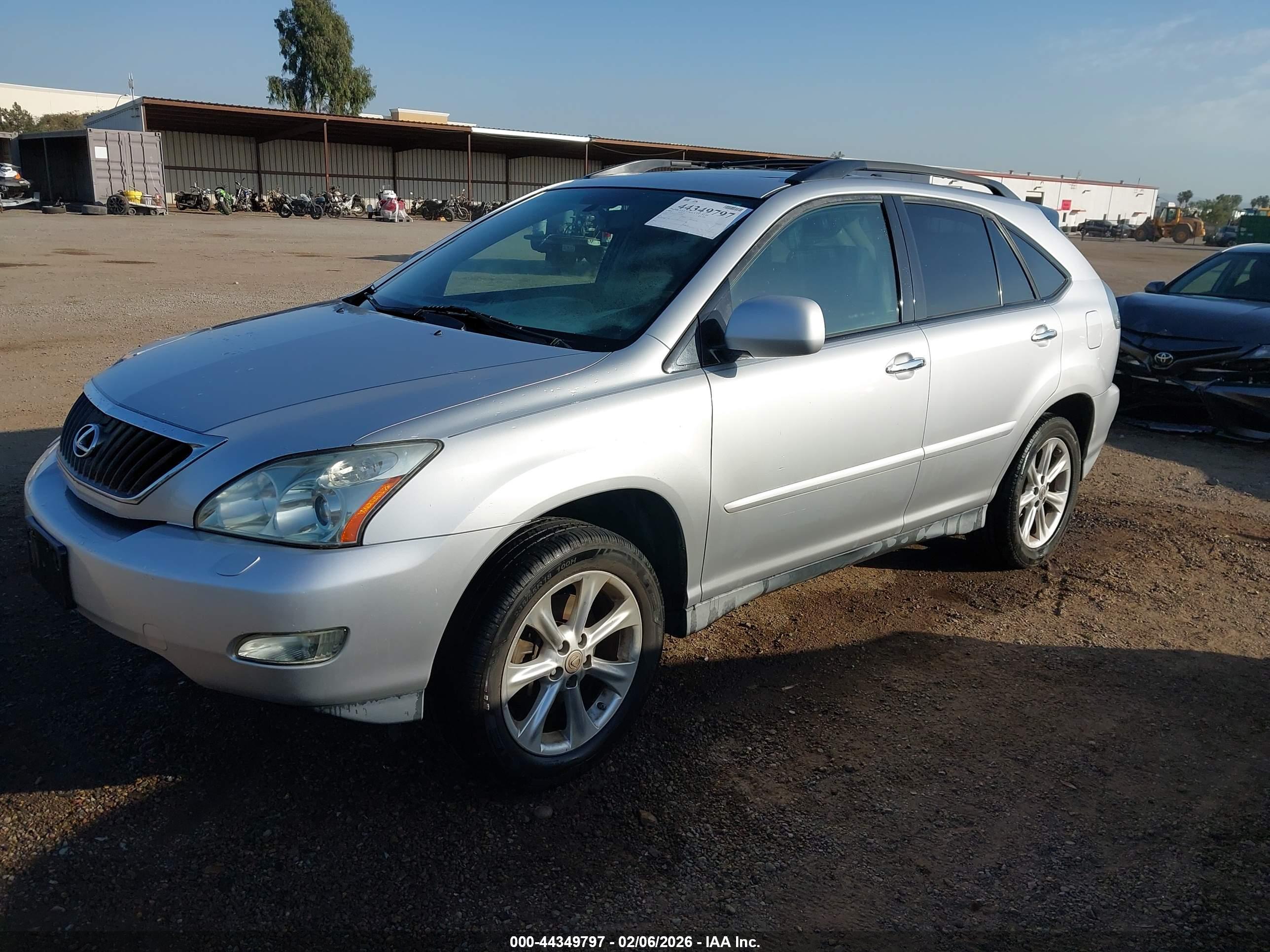 LEXUS RX image 2