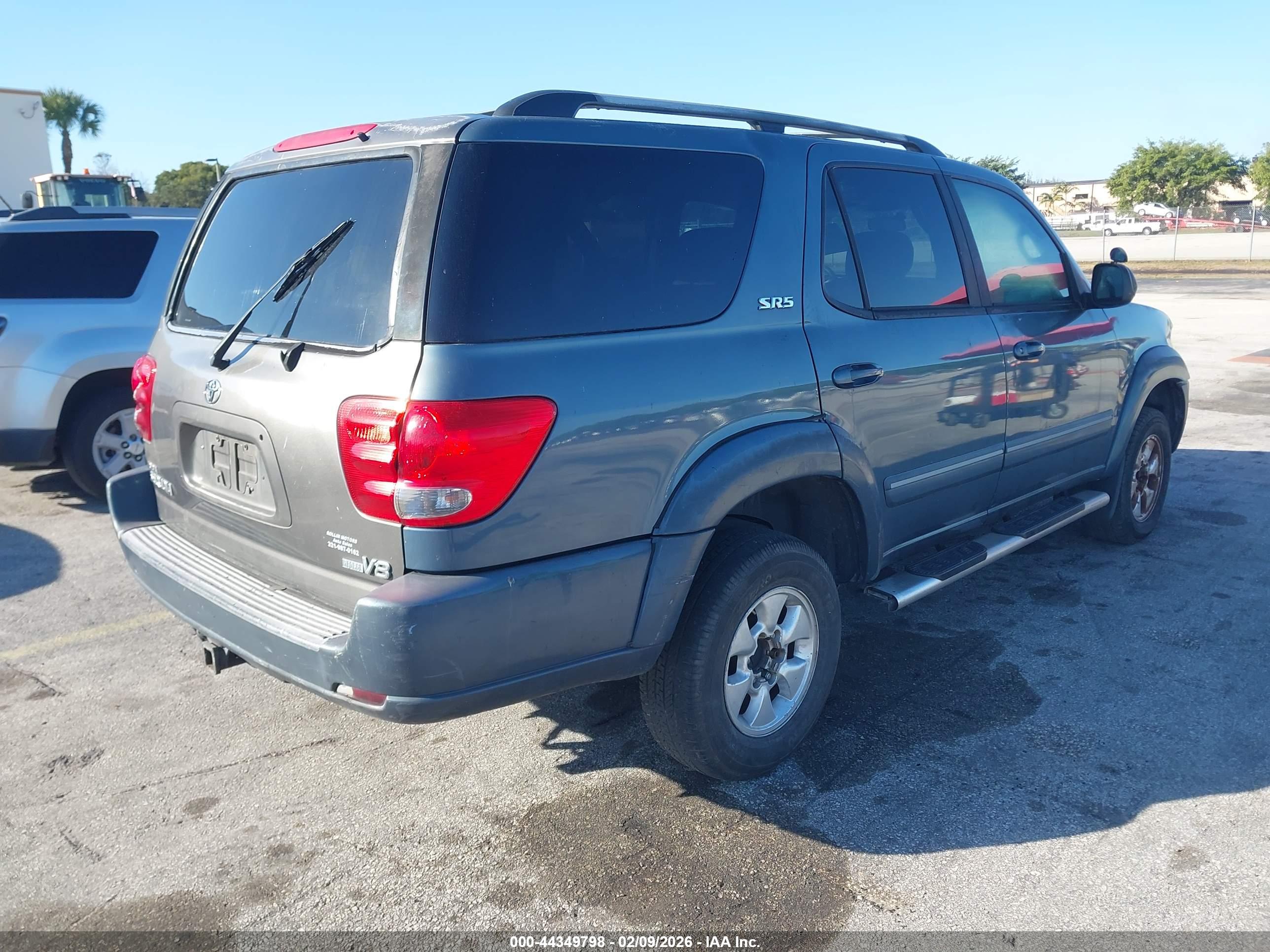 TOYOTA SEQUOIA image 4