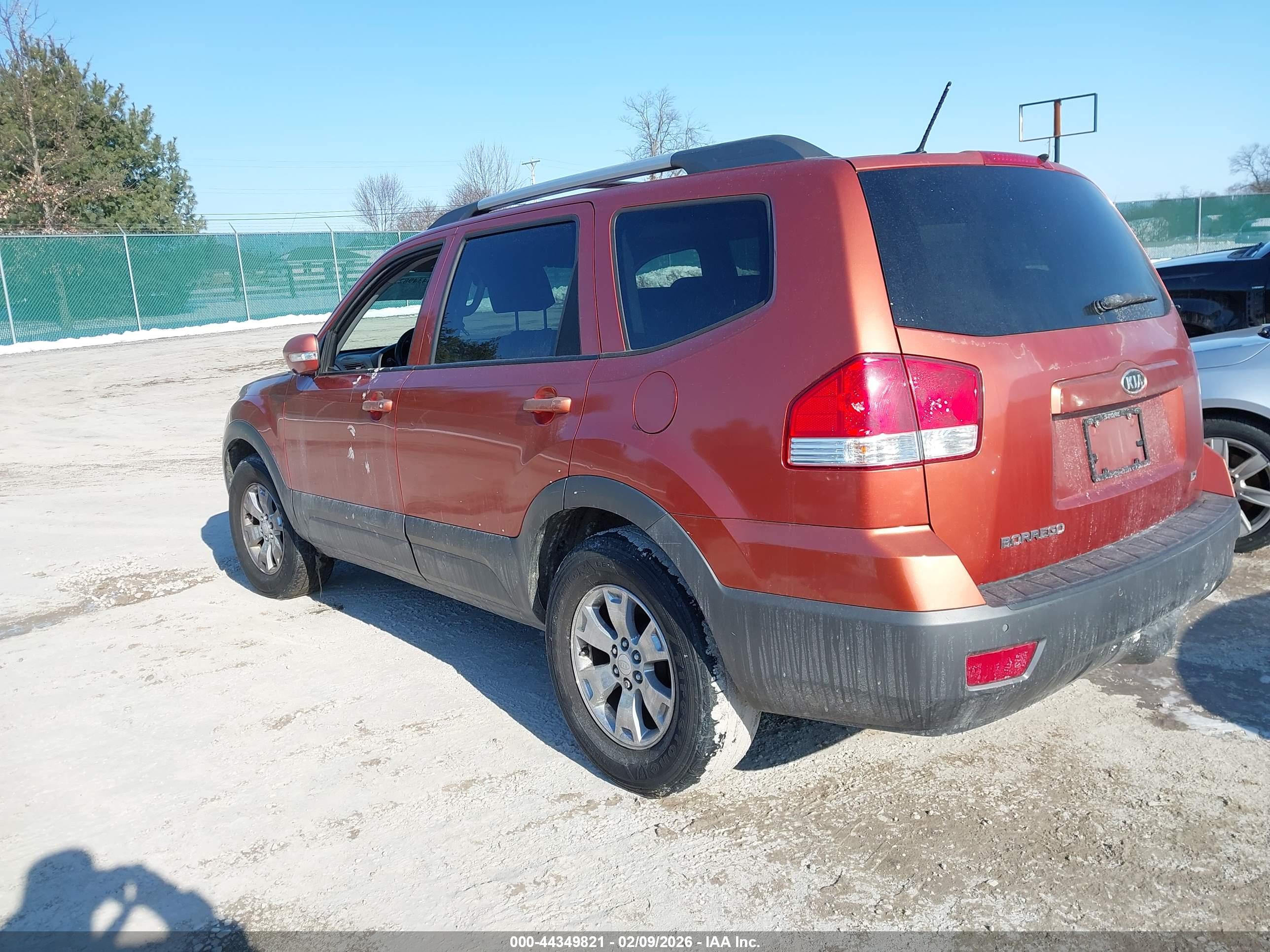 KIA BORREGO image 3