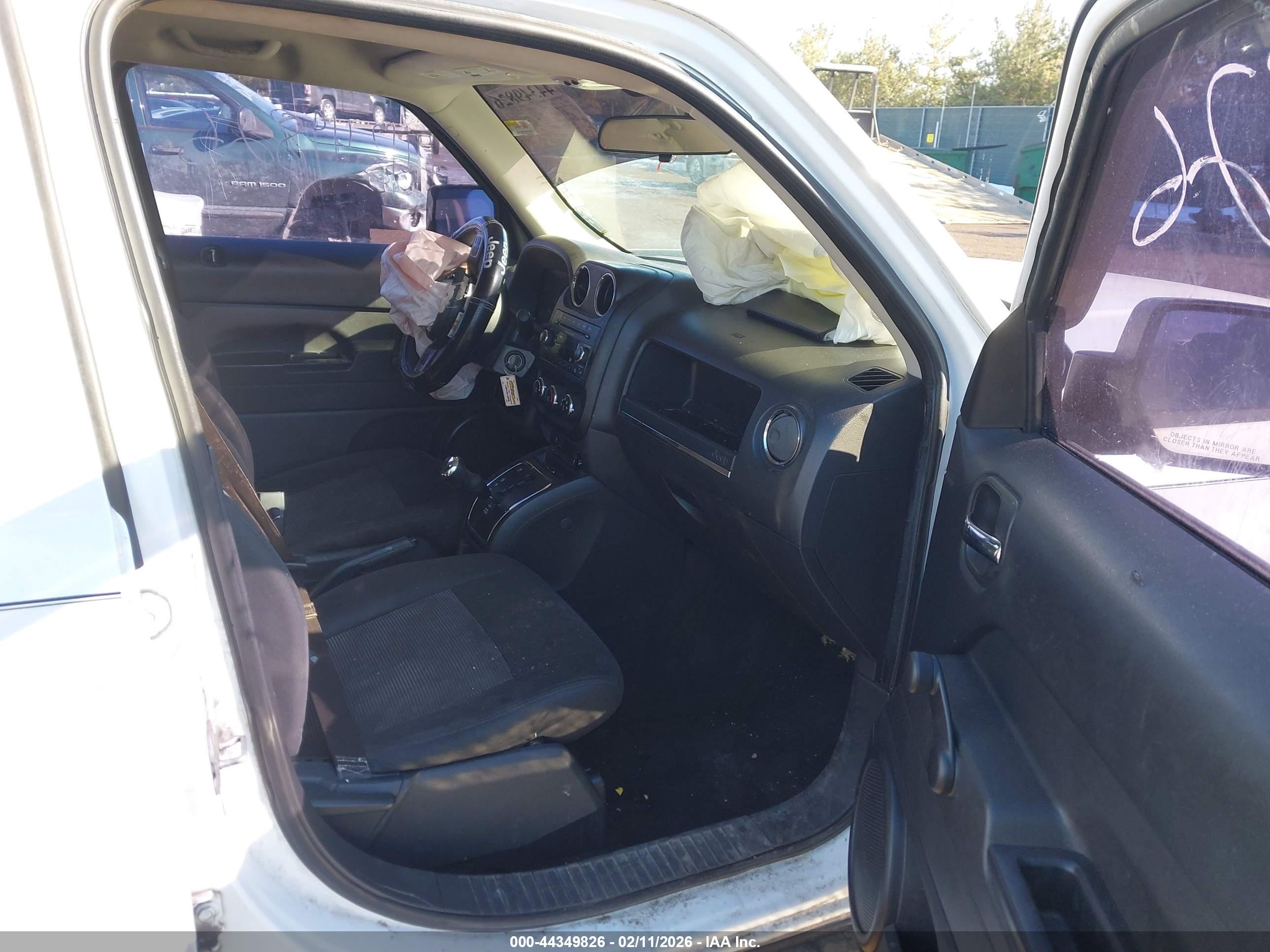 JEEP PATRIOT image 5