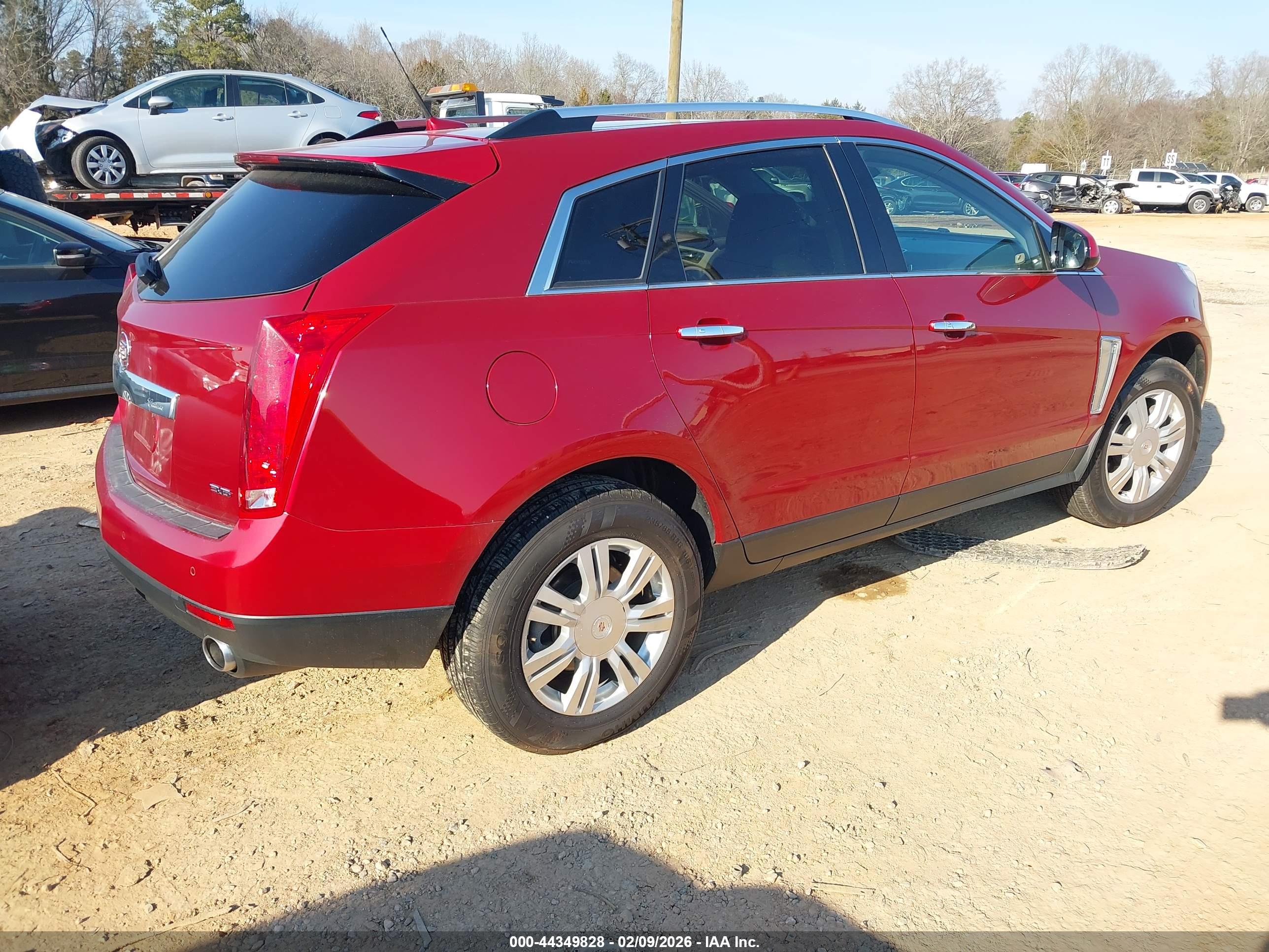CADILLAC SRX image 4