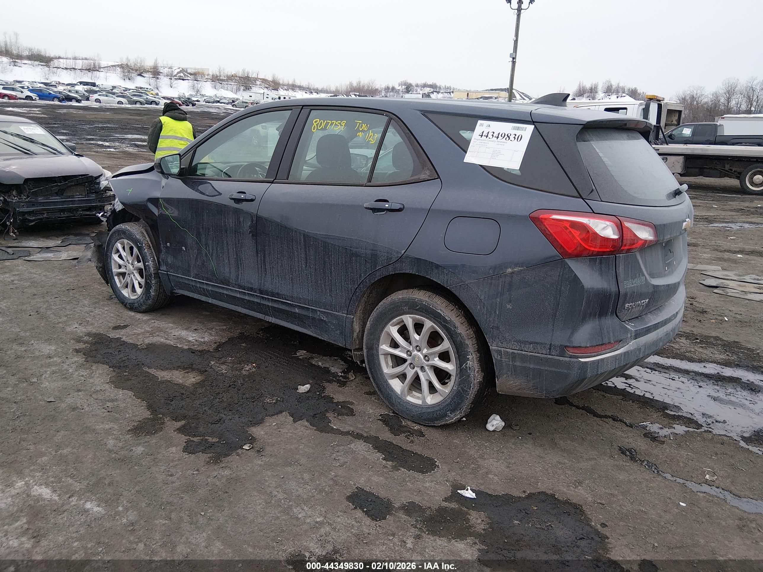 CHEVROLET EQUINOX image 3