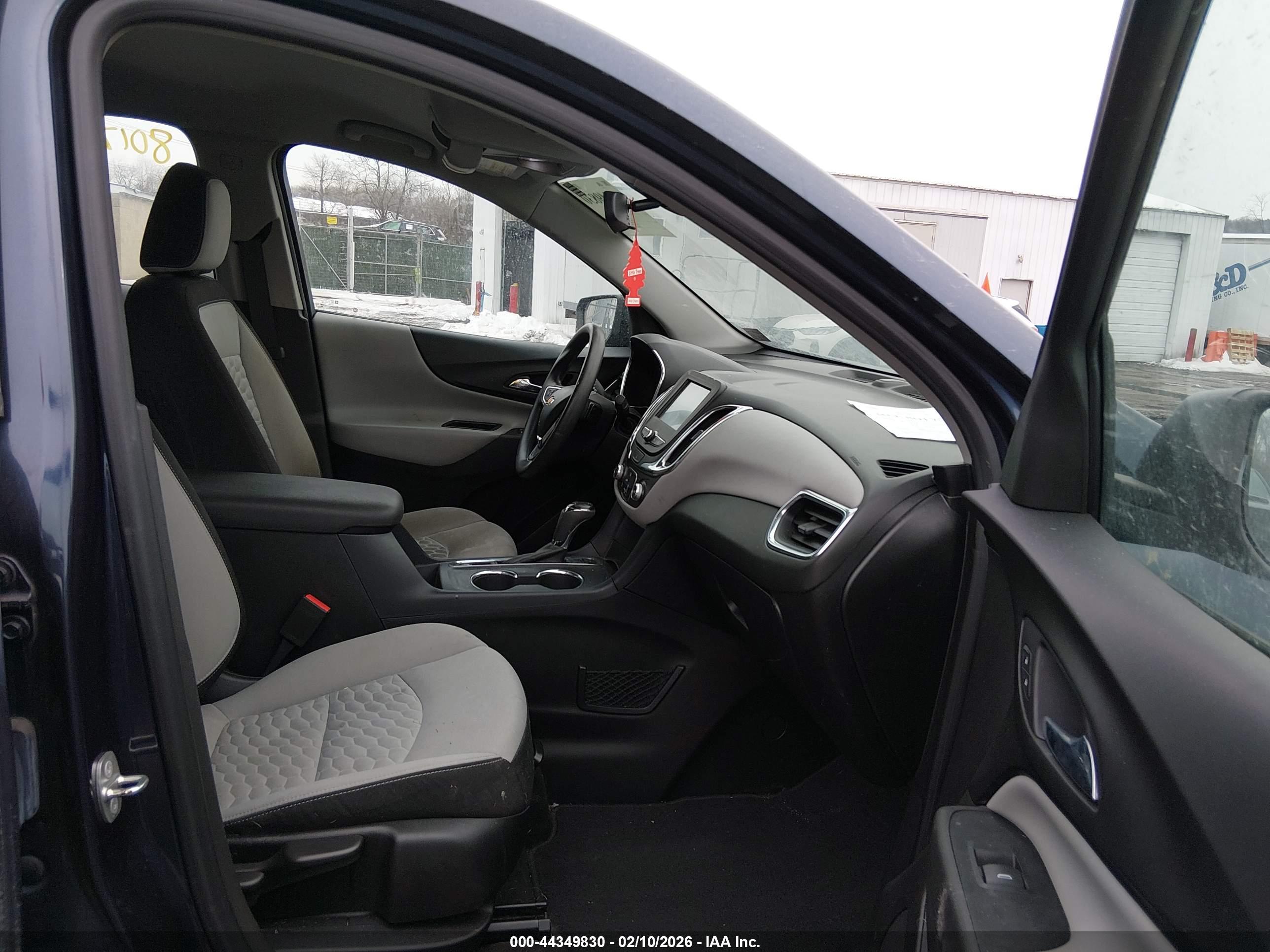 CHEVROLET EQUINOX image 5