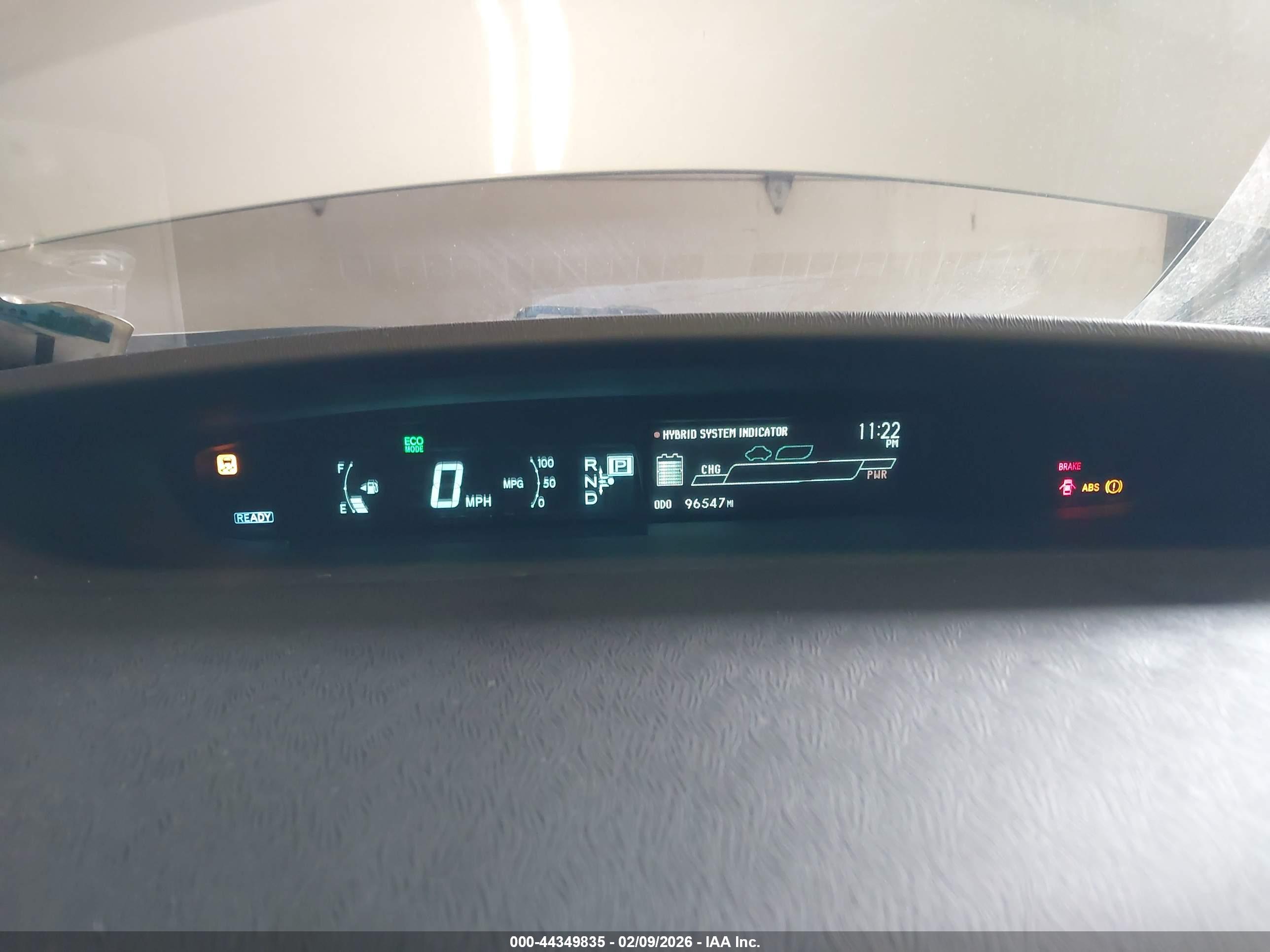 TOYOTA PRIUS image 7