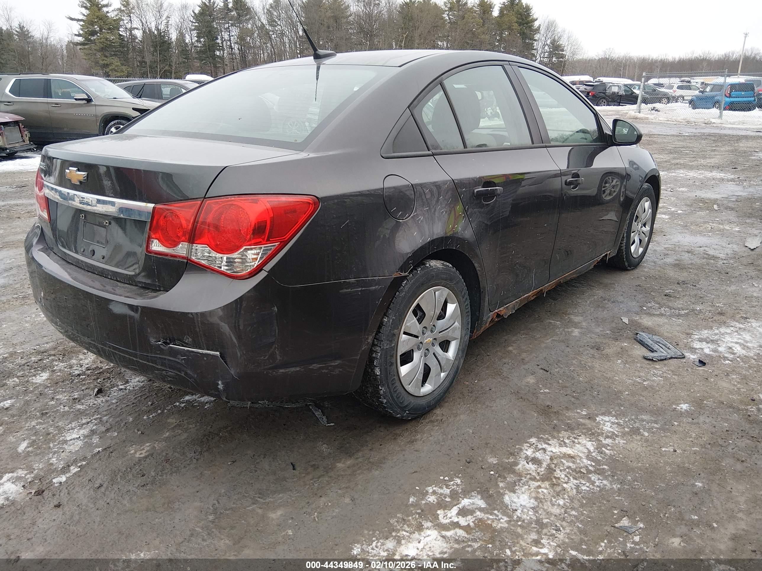 CHEVROLET CRUZE image 4