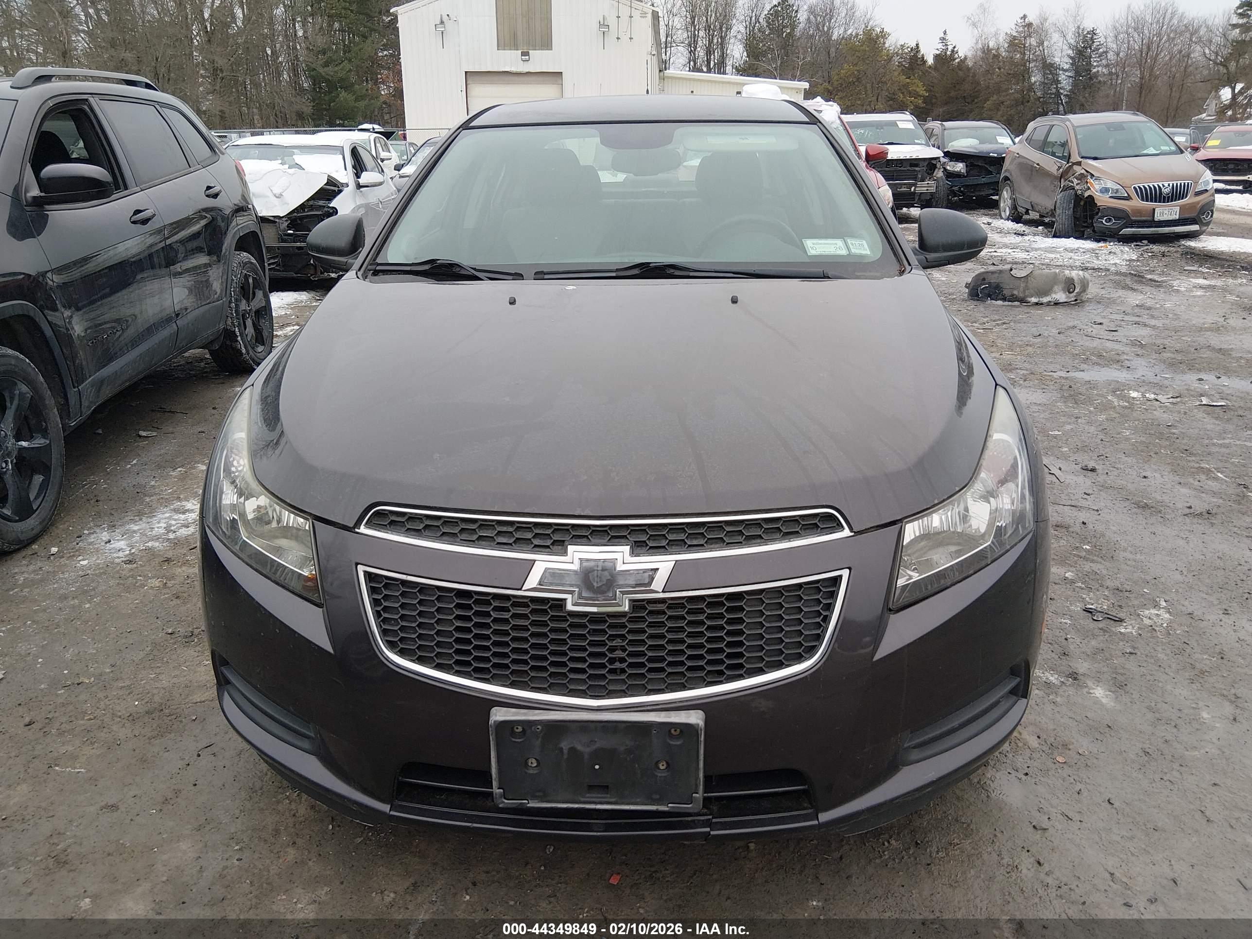 CHEVROLET CRUZE image 6