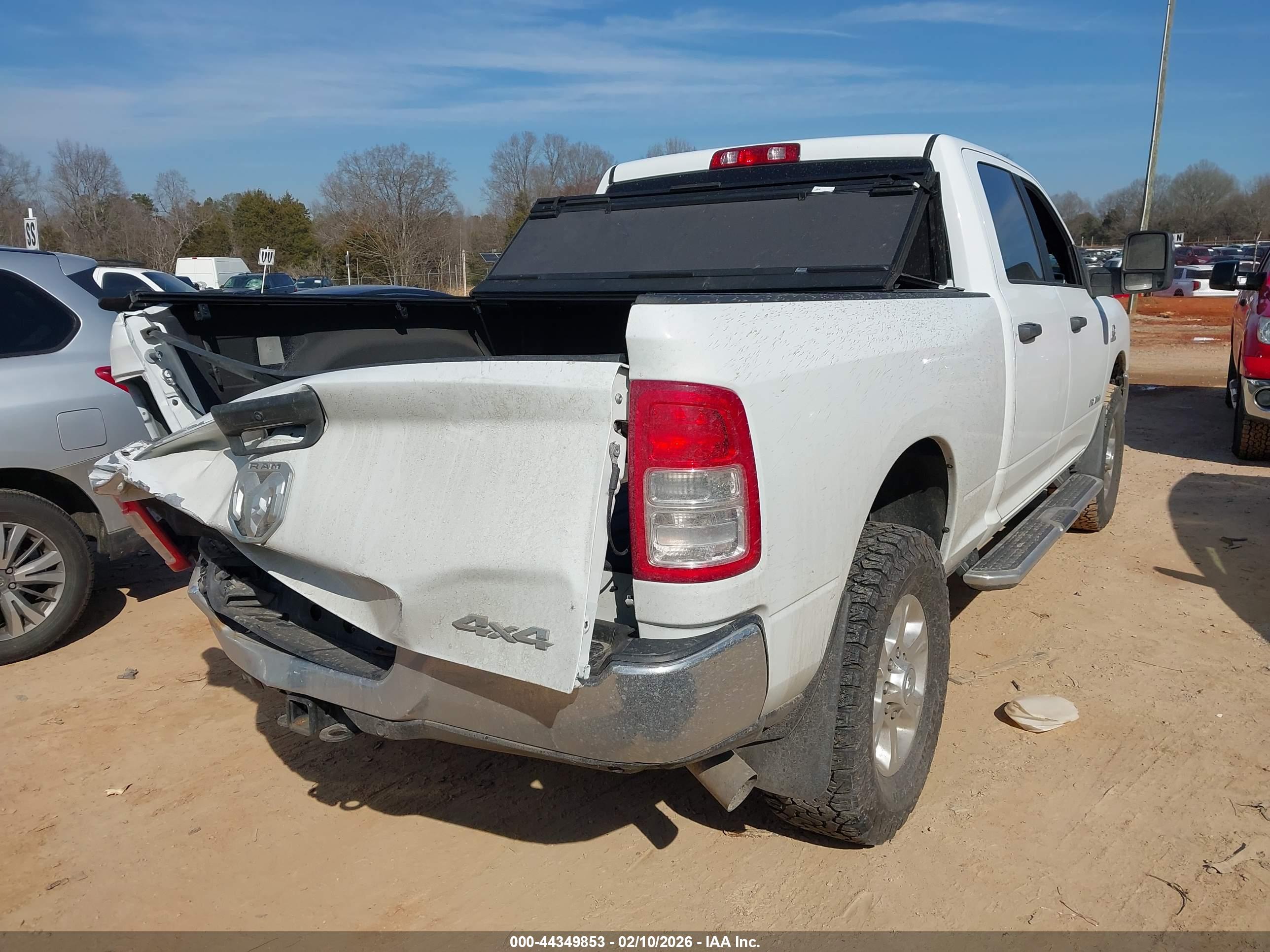 RAM 2500 image 4