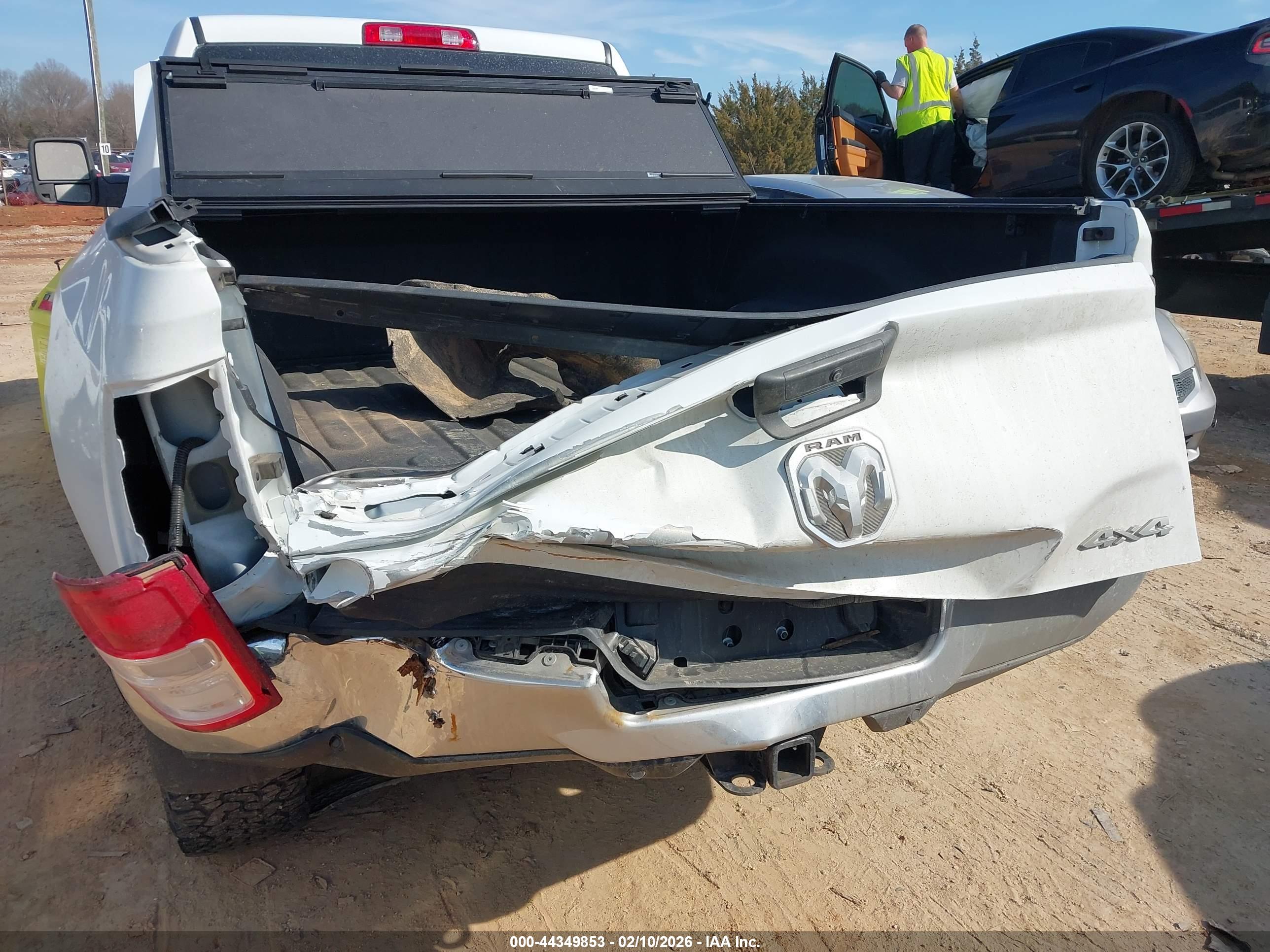 RAM 2500 image 6