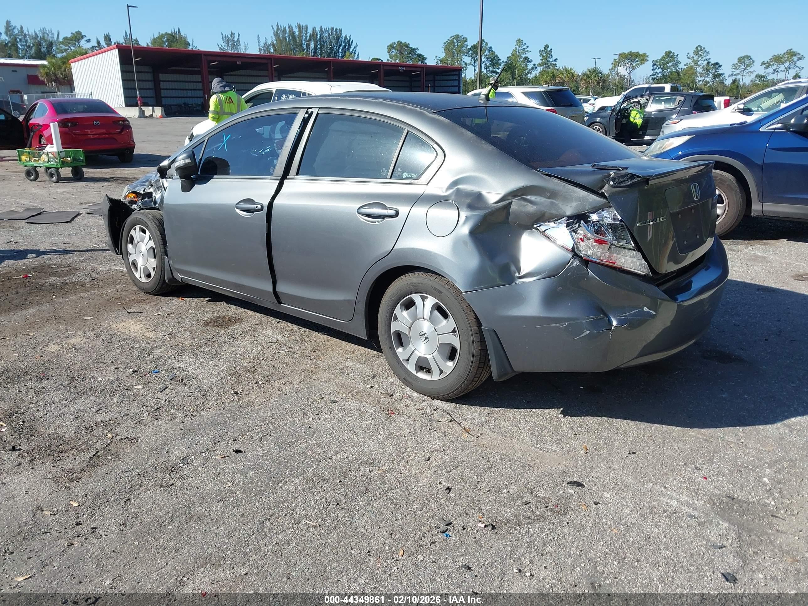HONDA CIVIC image 3